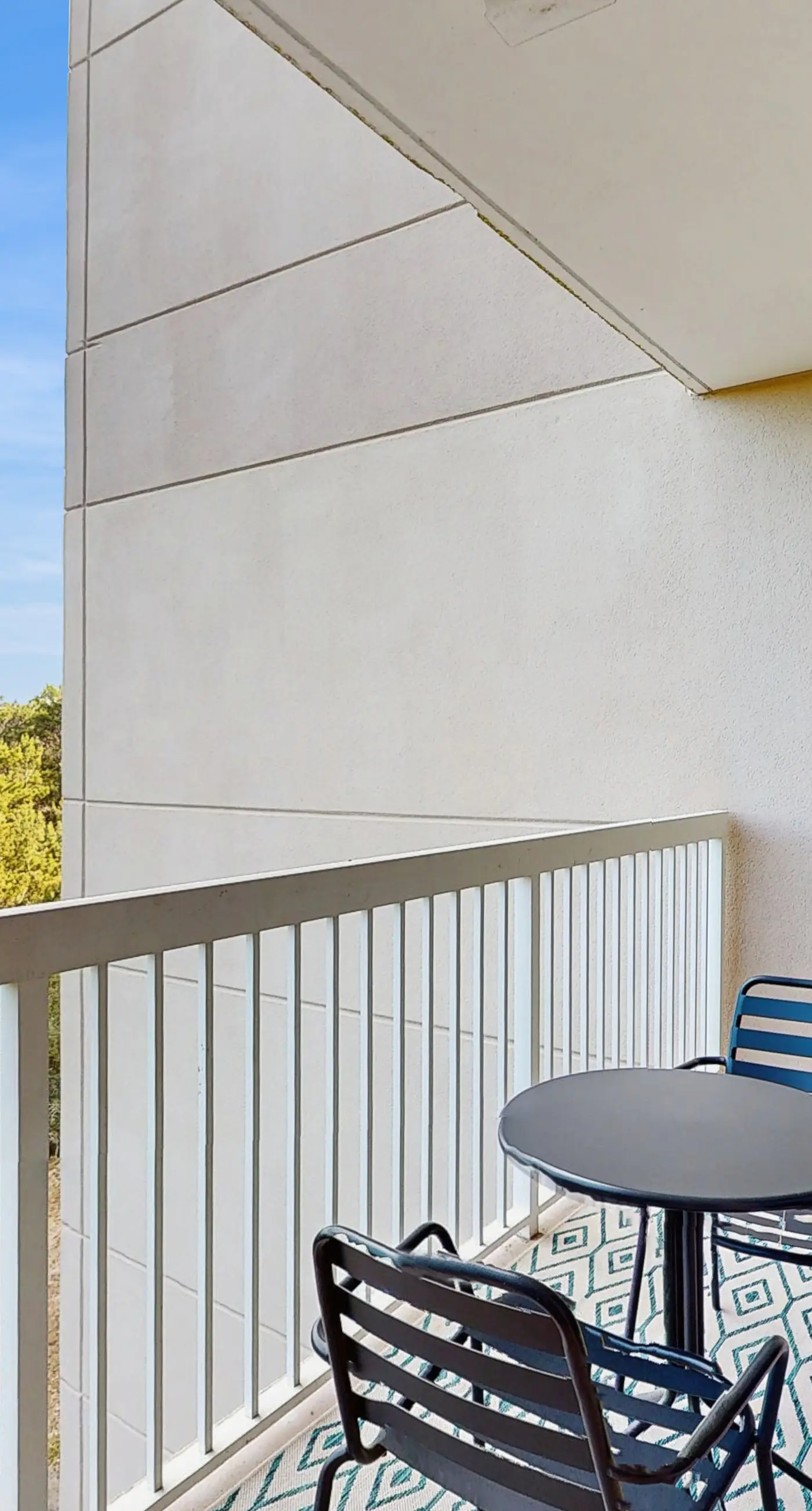 Gulf-Front Condo with Pools Hot Tub and Tennis