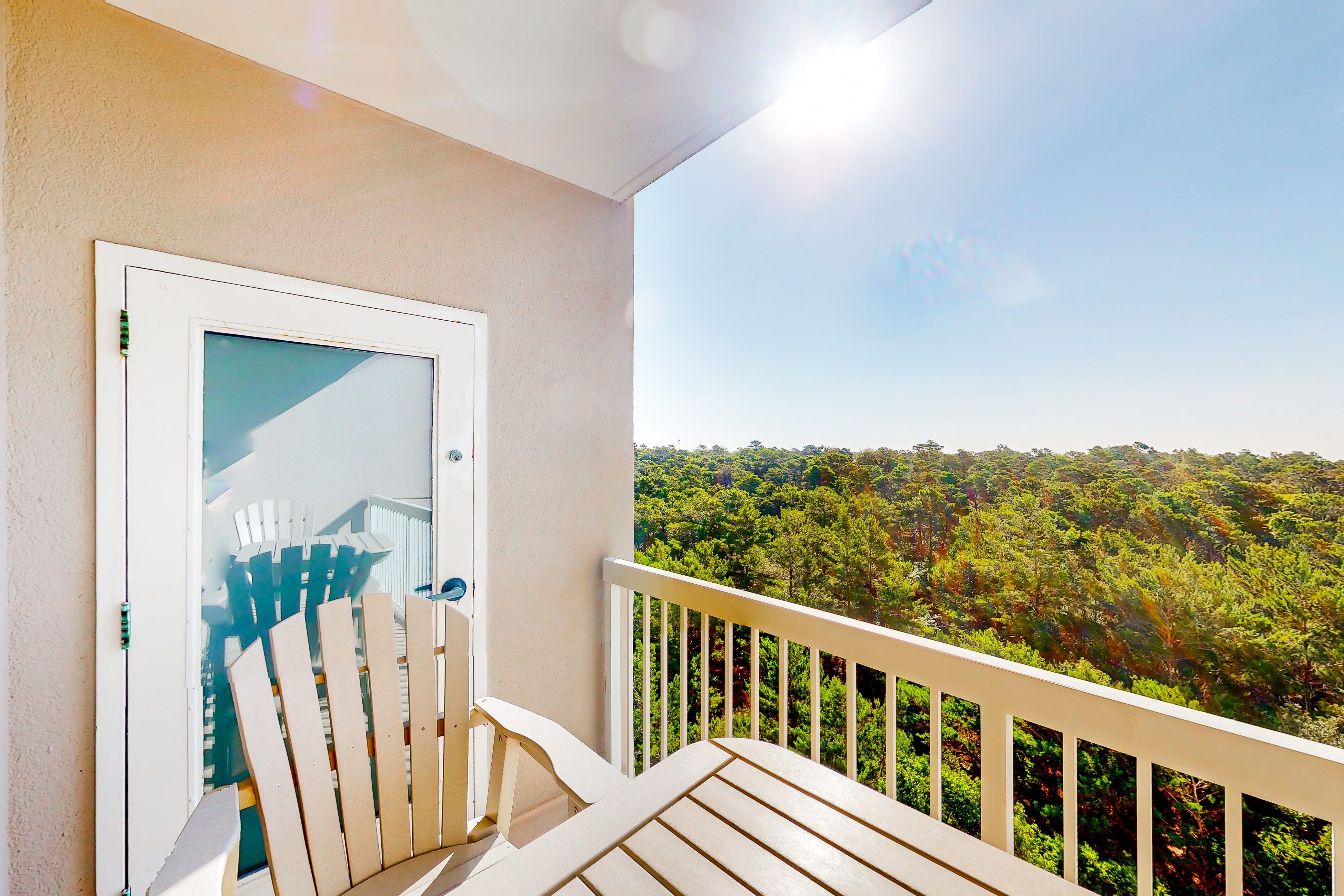 Gulf View Condo with Pools Gym and Tennis