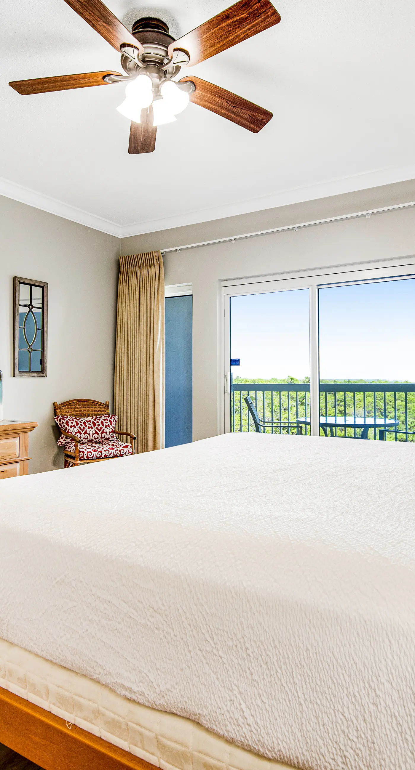 Studio Near Beach with Pools Hot Tub and Tennis