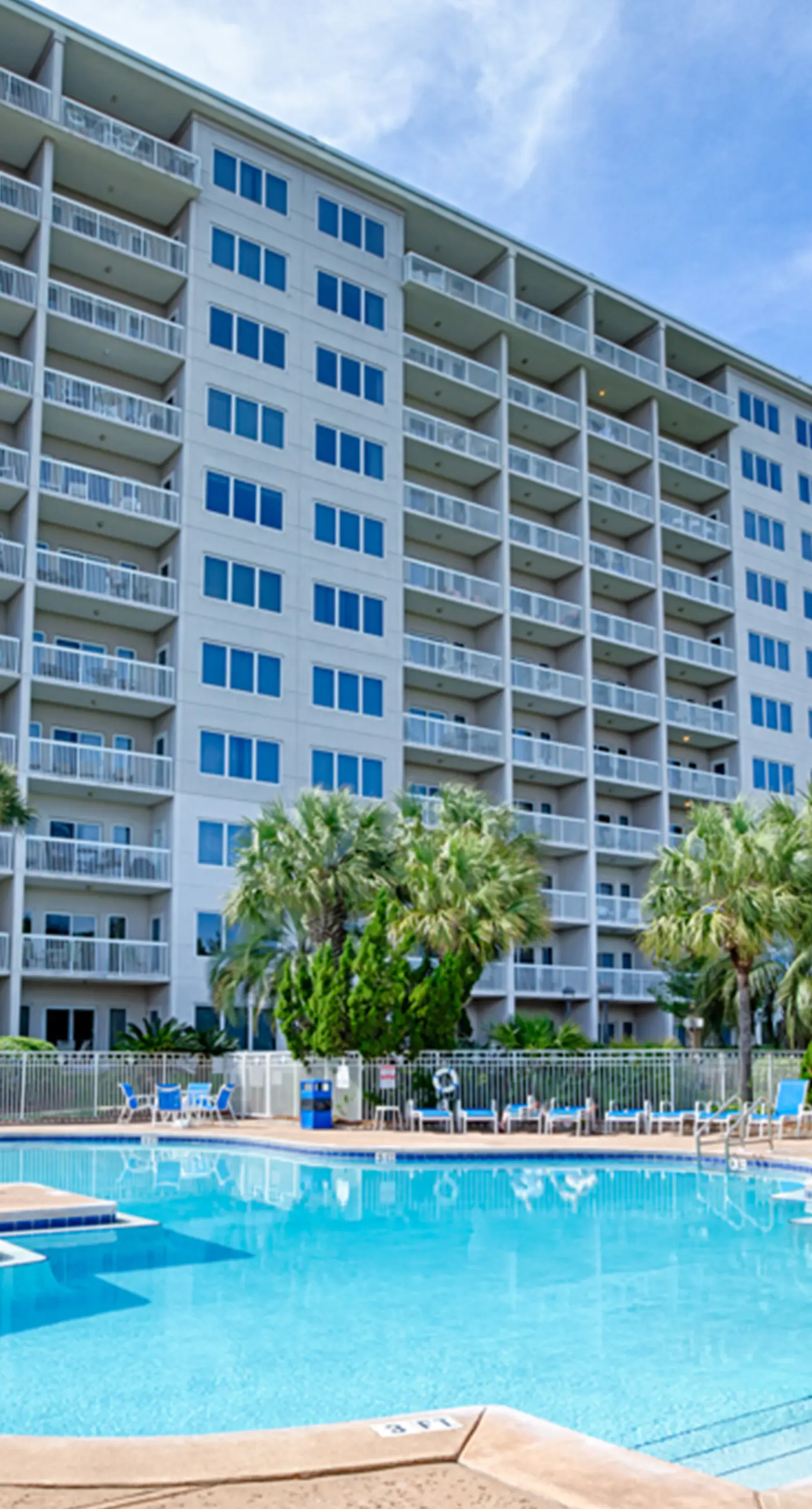 Studio Near Beach with Pools Hot Tub and Tennis