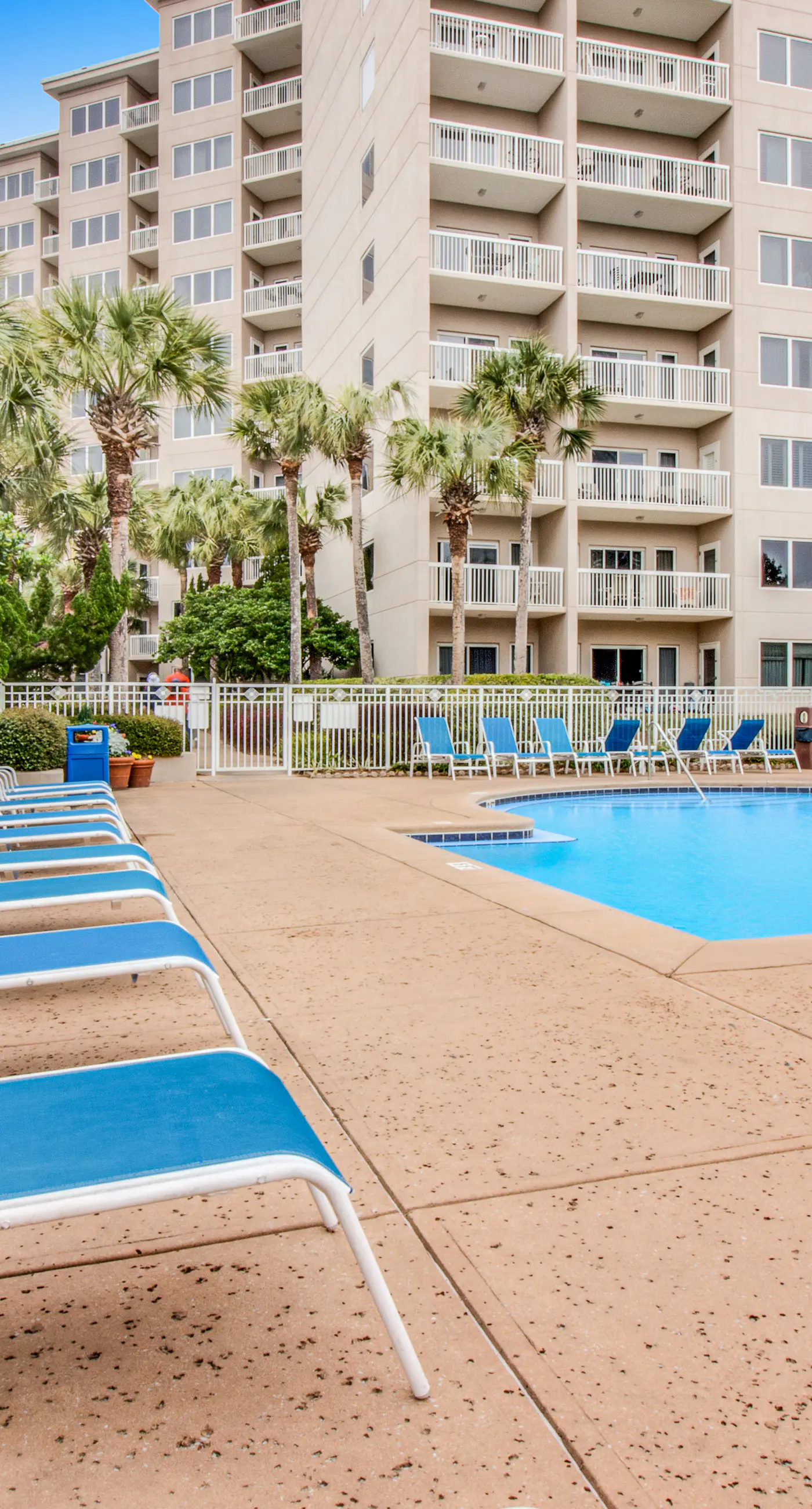 Spacious Resort Condo with Pools and Tennis