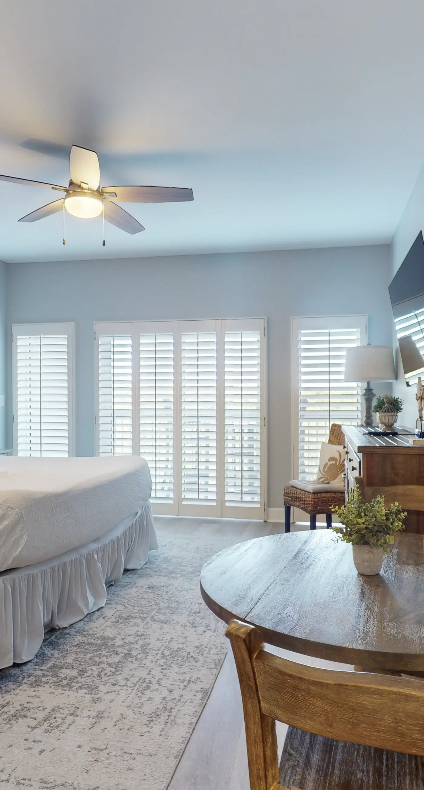 Spacious Resort Condo with Pools and Tennis