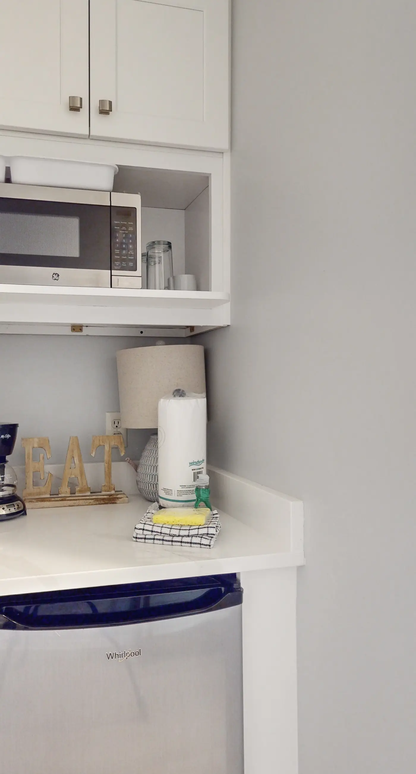 Spacious Resort Condo with Pools and Tennis