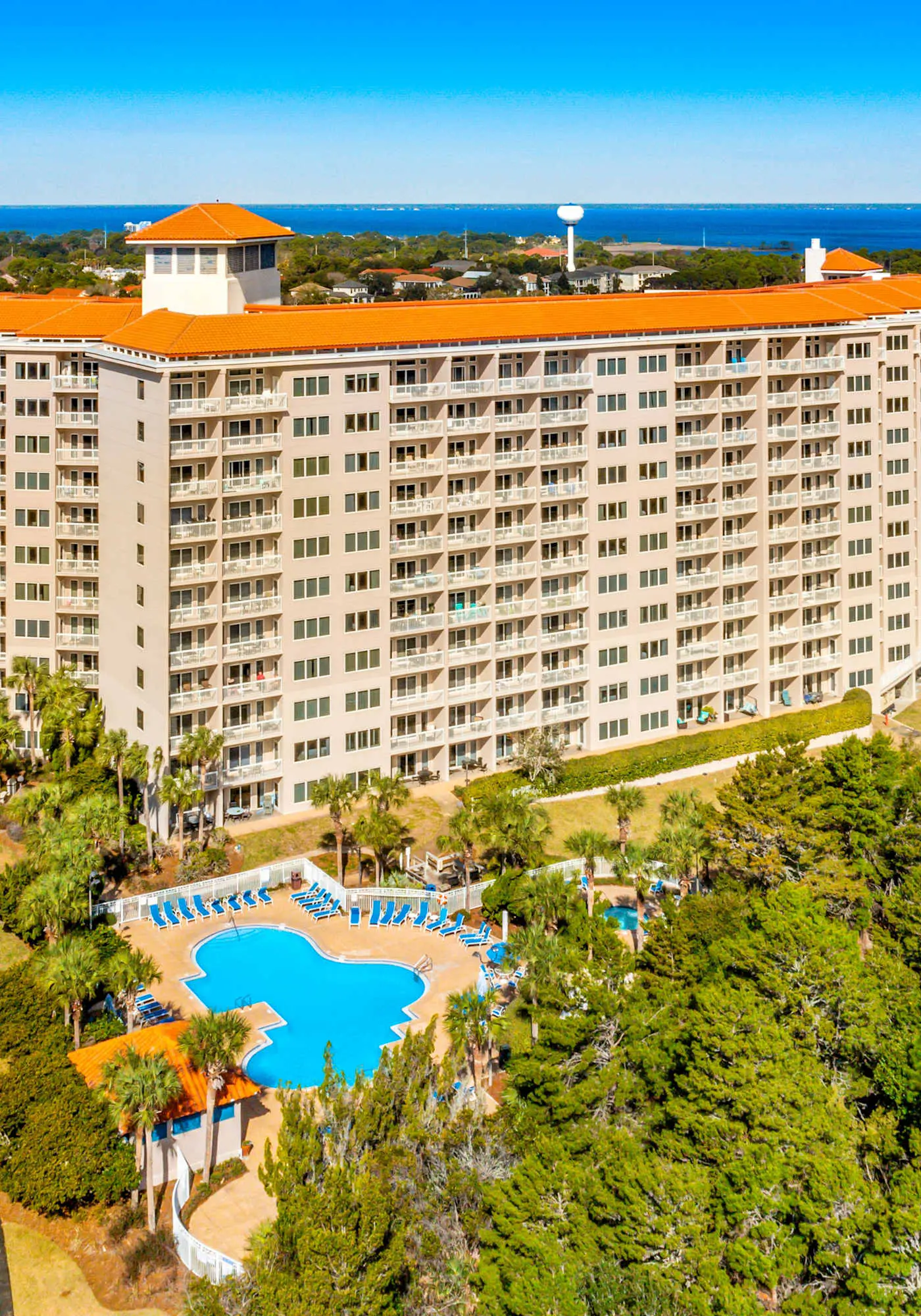 Exclusive 2BR Condo: Beach Access & Pool
