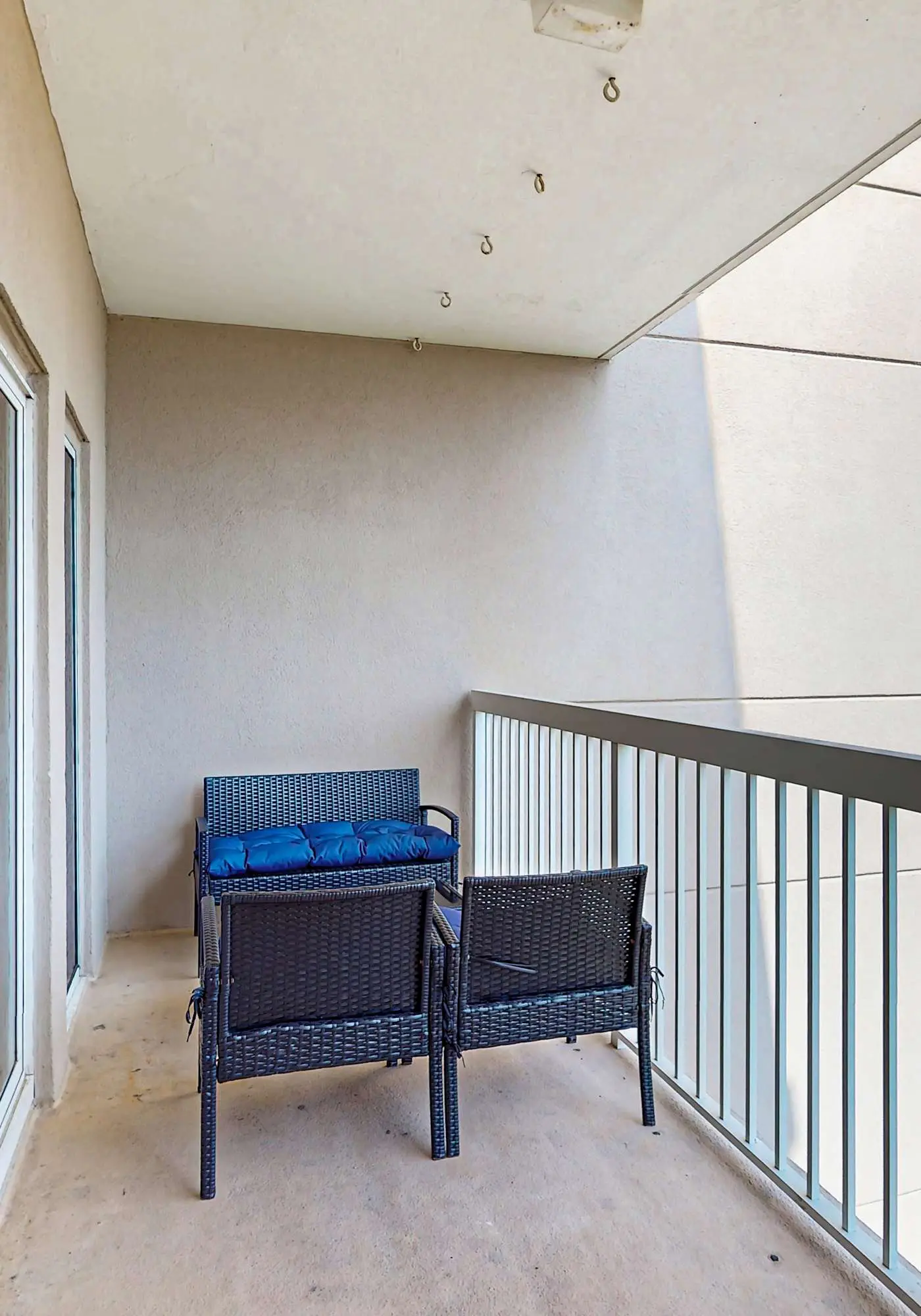 Exclusive 2BR Condo: Beach Access & Pool