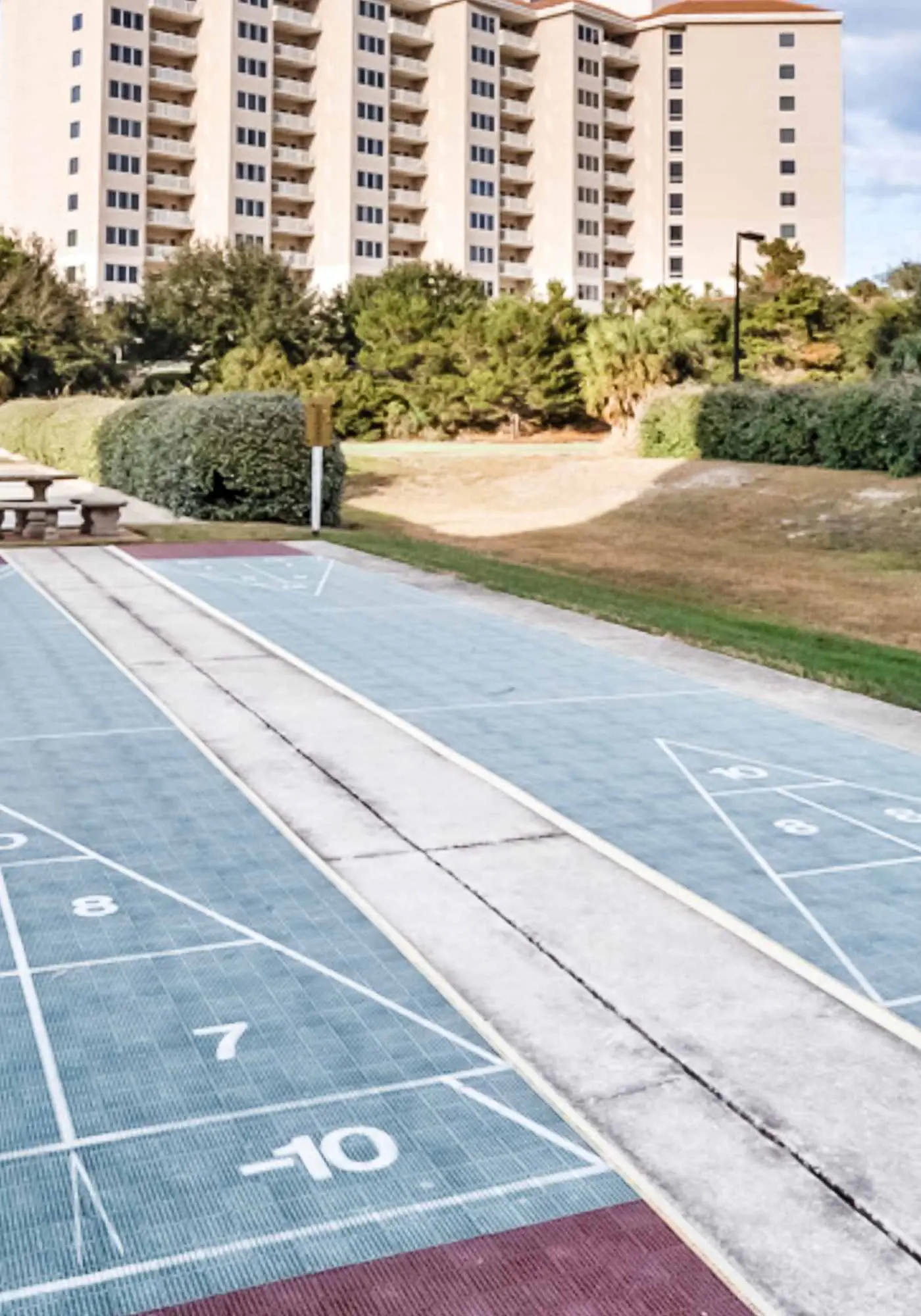 Exclusive 2BR Condo: Beach Access & Pool