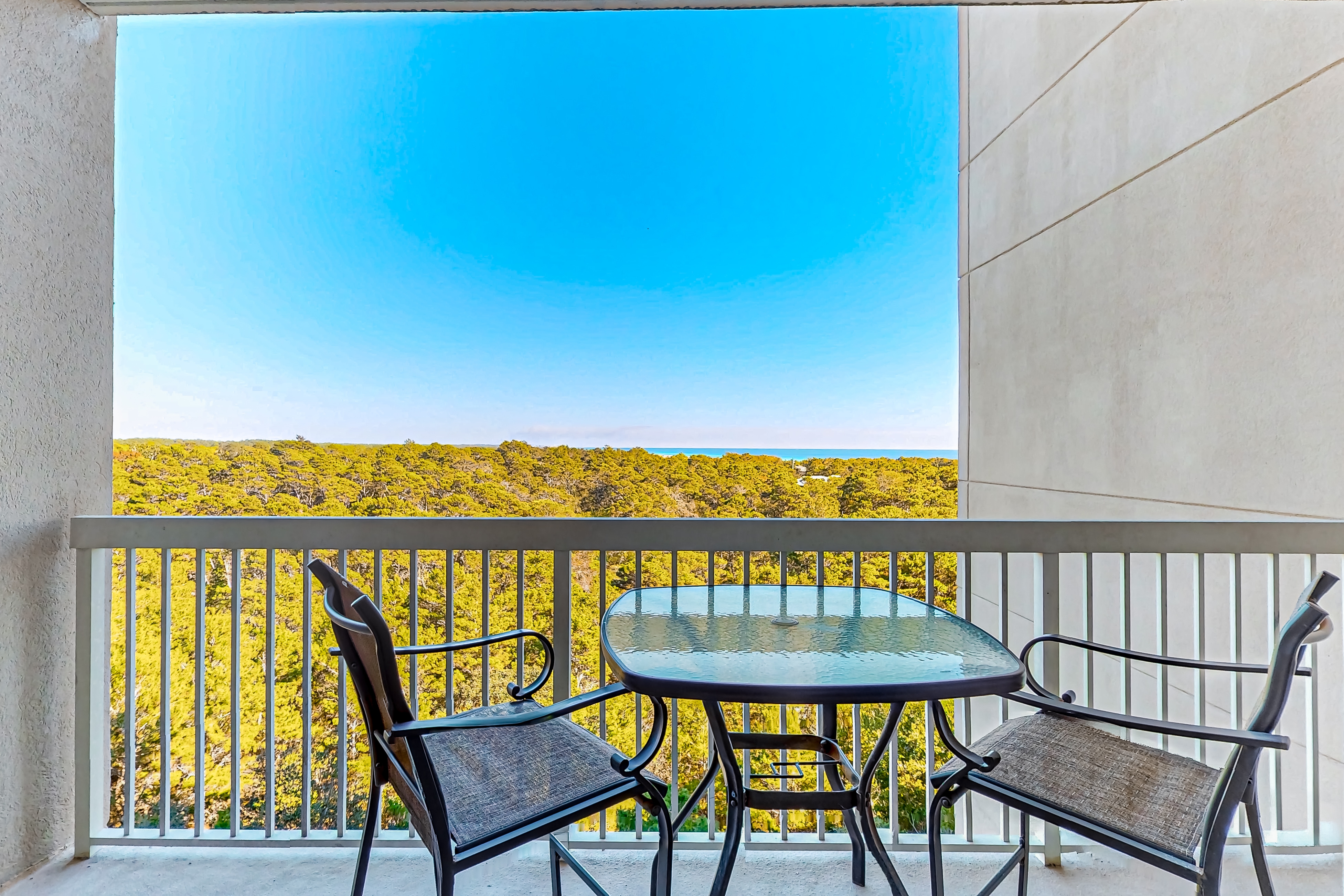 Easy Beach Walk  Pools and Hot Tubs