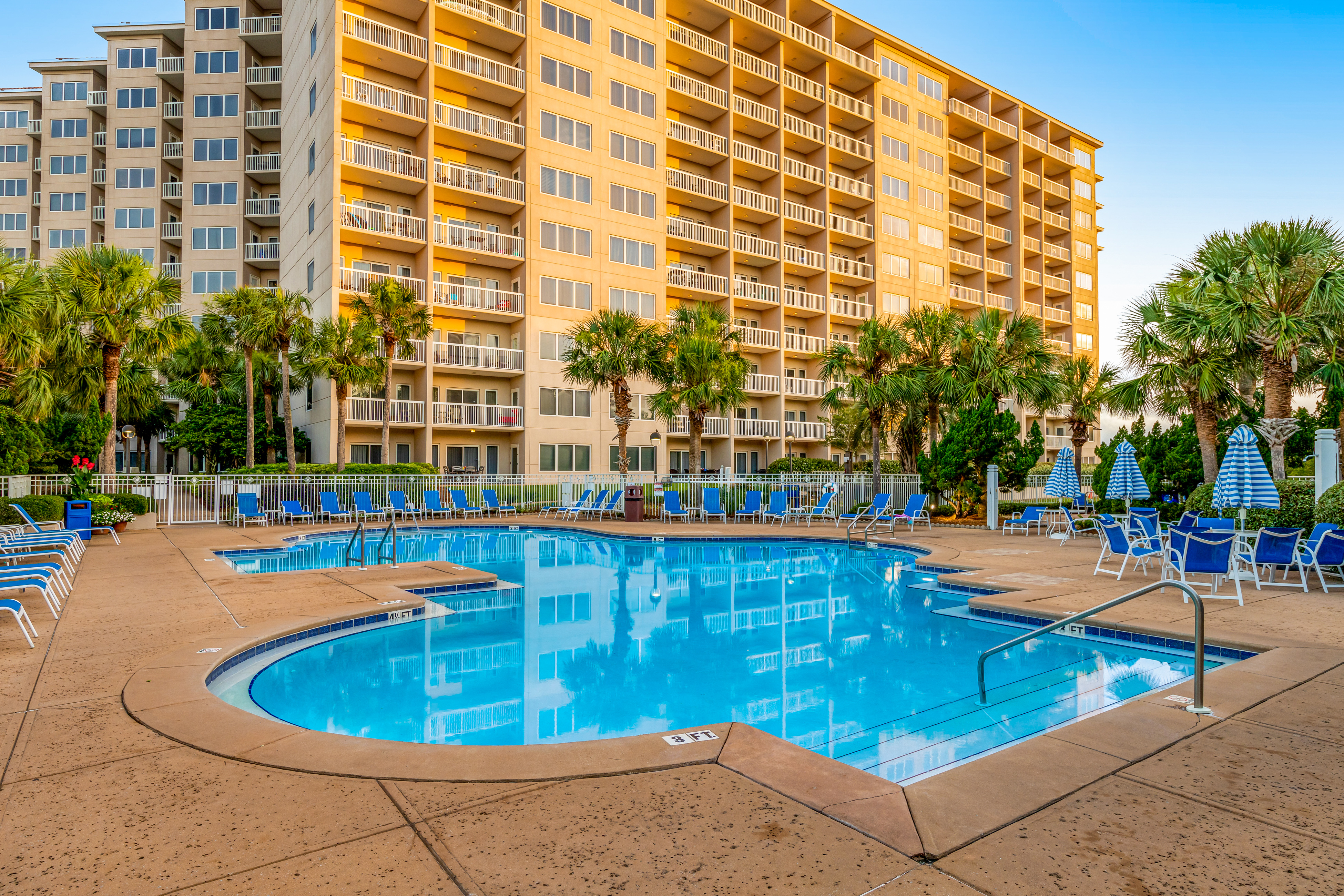 Easy Beach Walk  Pools and Hot Tubs