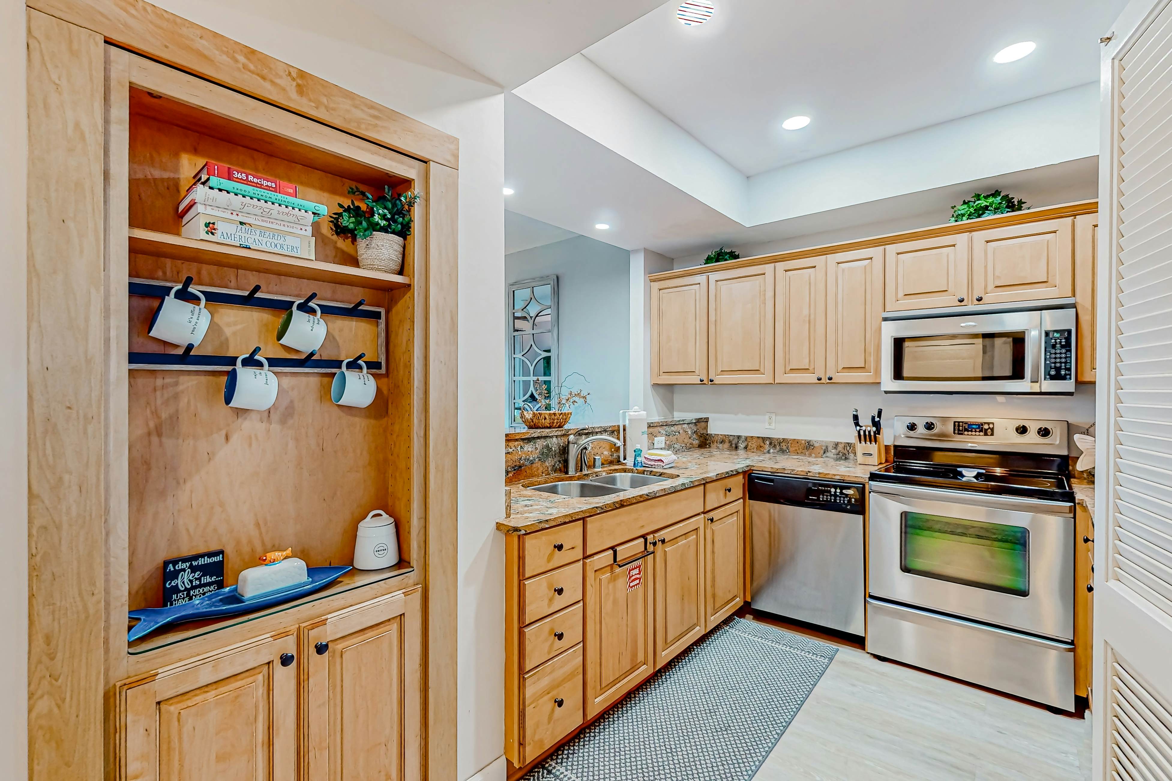 Easy Beach Walk  Pools and Hot Tubs