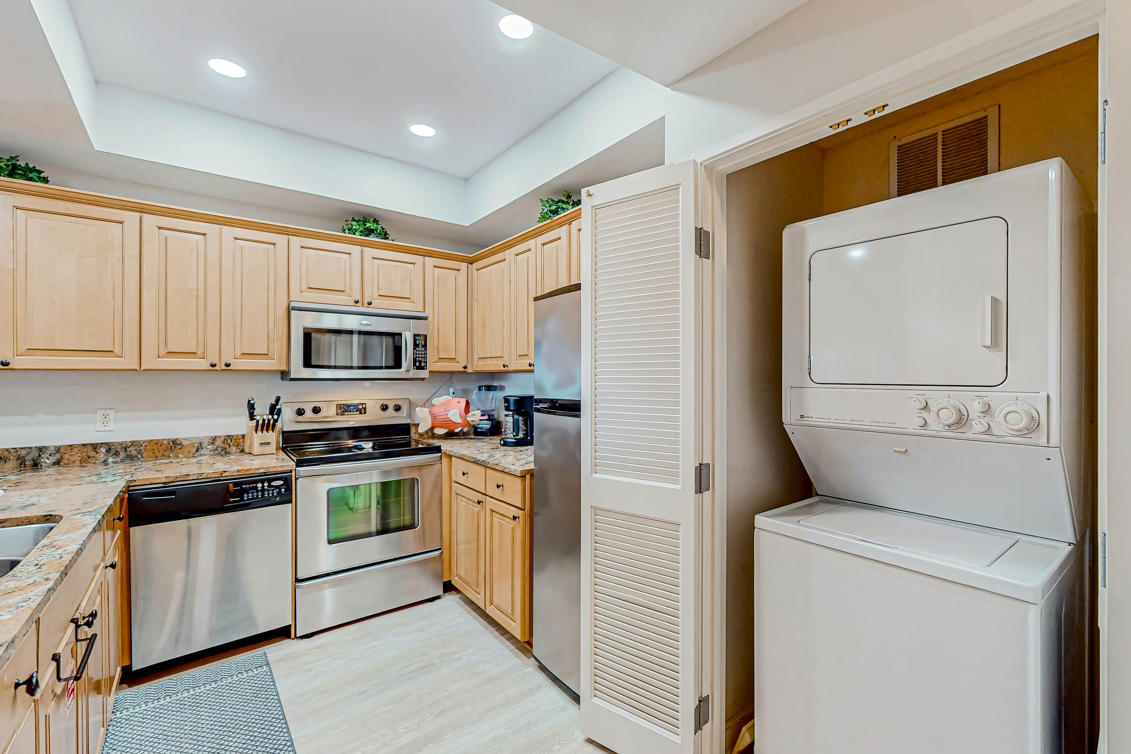 Easy Beach Walk  Pools and Hot Tubs