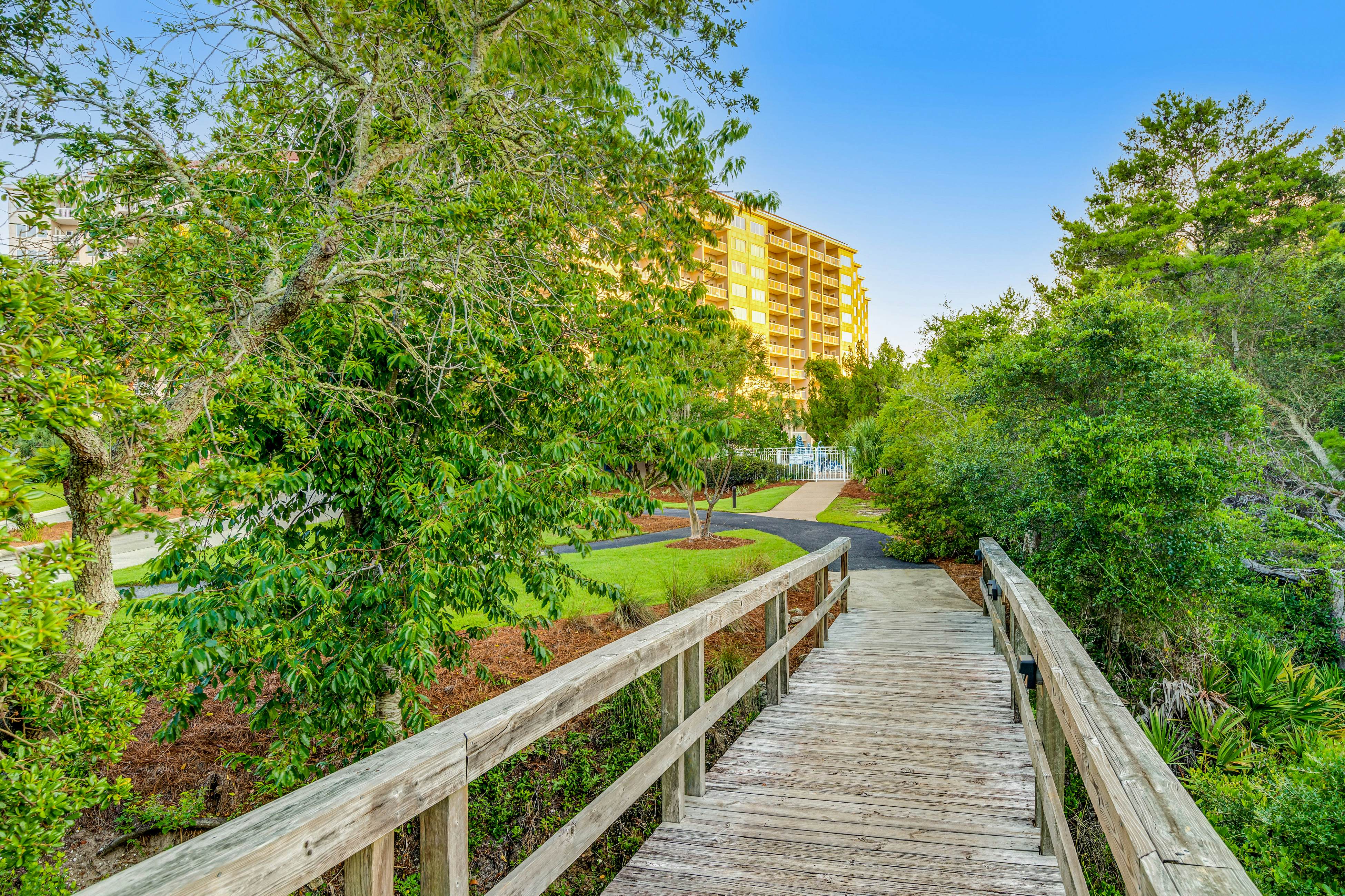 Easy Beach Walk  Pools and Hot Tubs