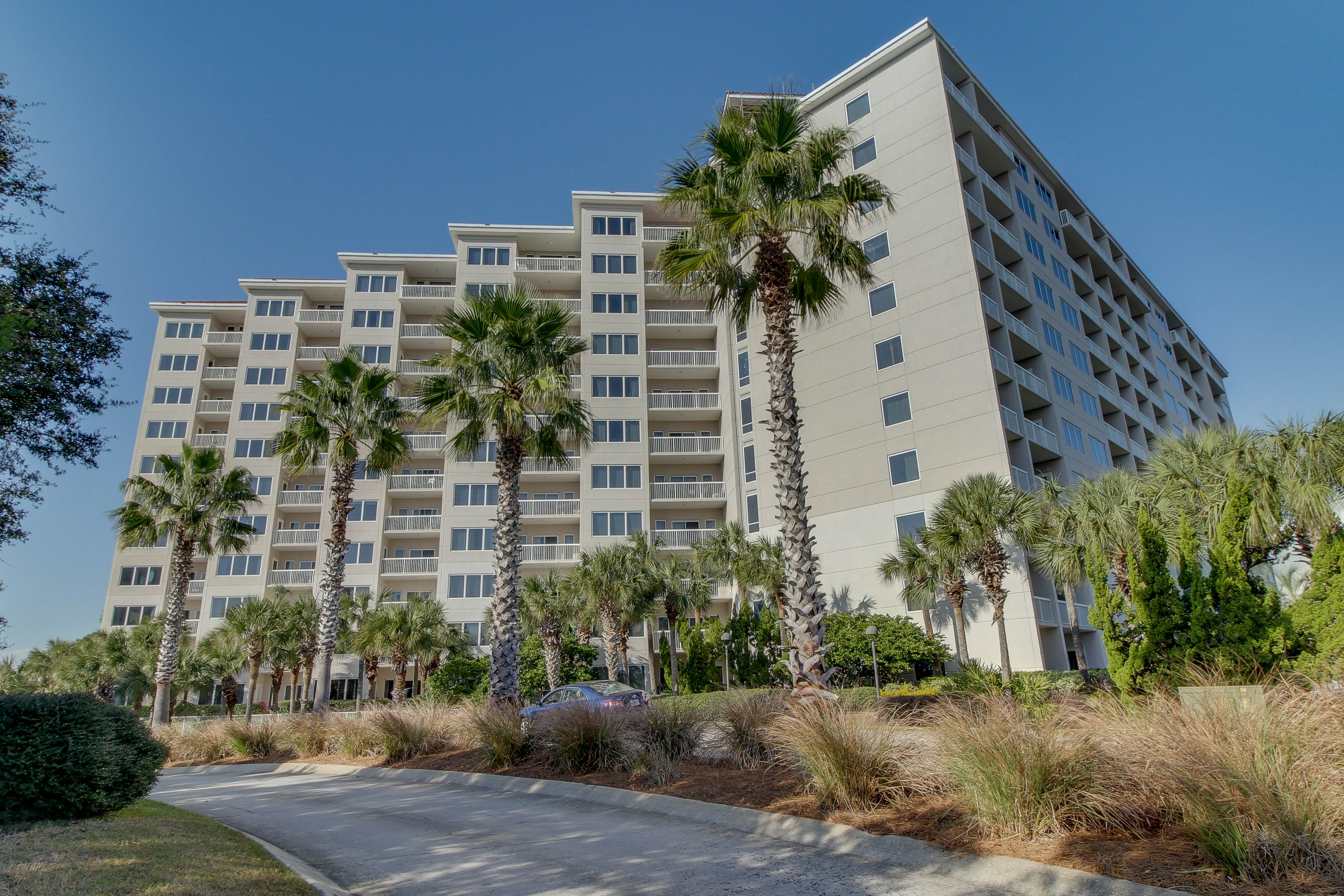 Easy Beach Walk  Pools and Hot Tubs