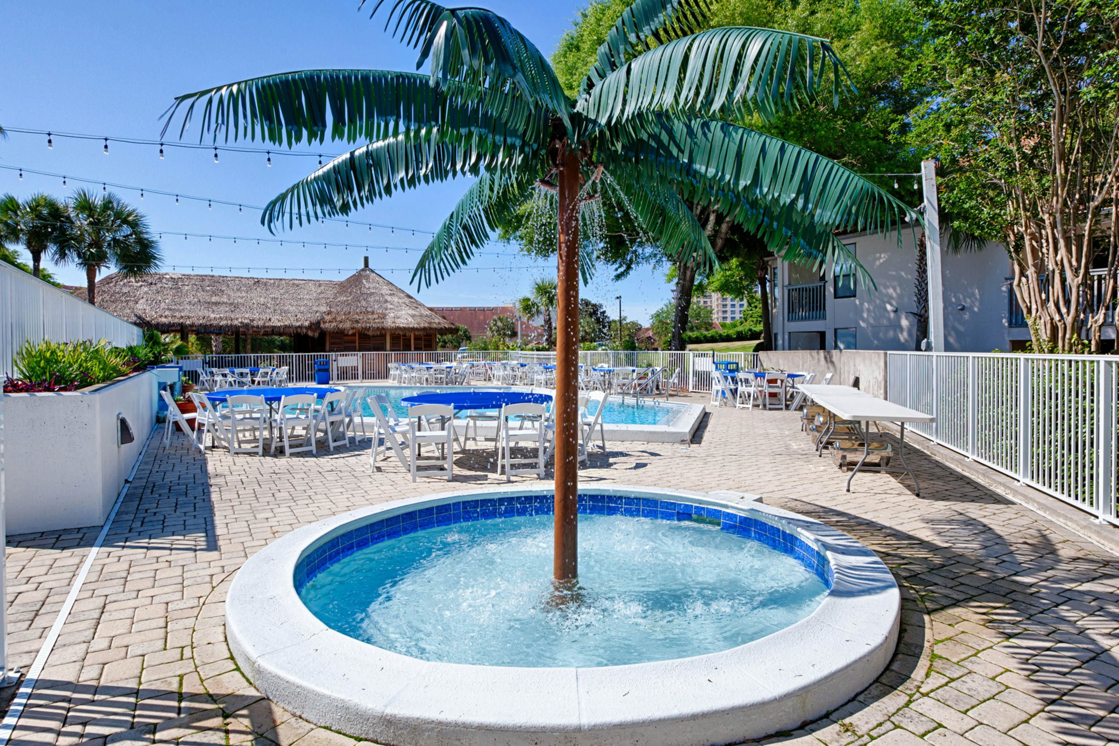Gulf-Front Condo with Balcony Pools and Hot Tub