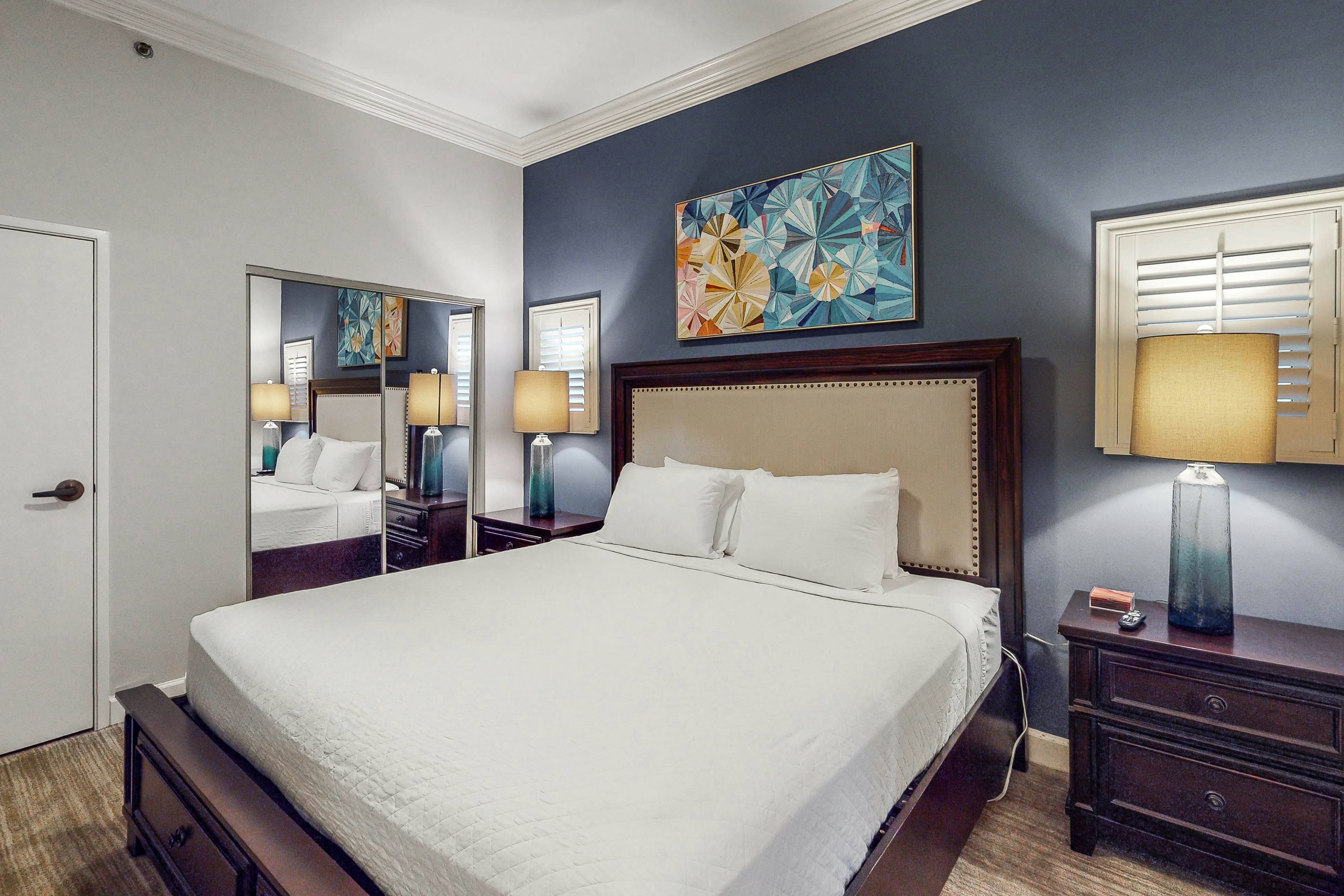 15th-Floor Beachfront Condo with Gulf Views