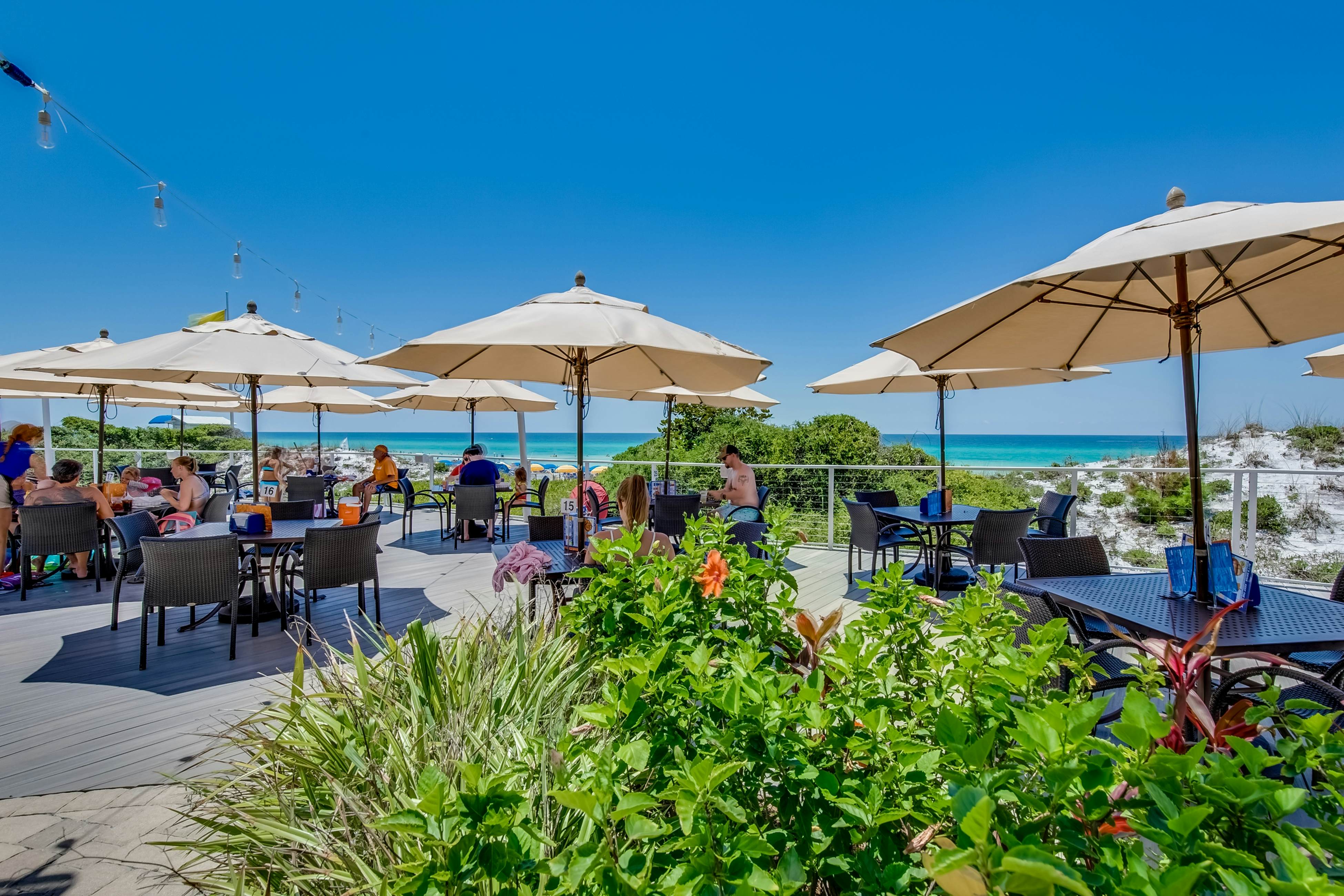 Resort Condo with Pools Hot Tub and Gym