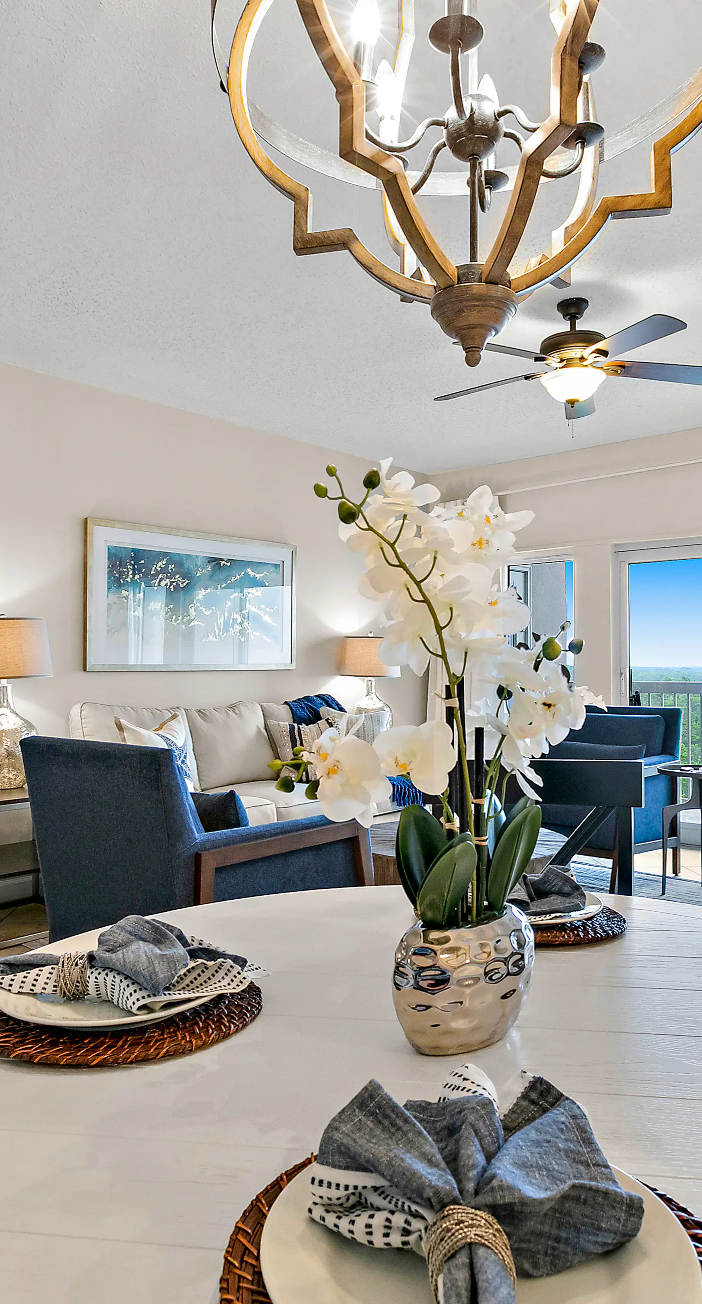 Scenic Resort Condo with Pools Hot Tub and Gym