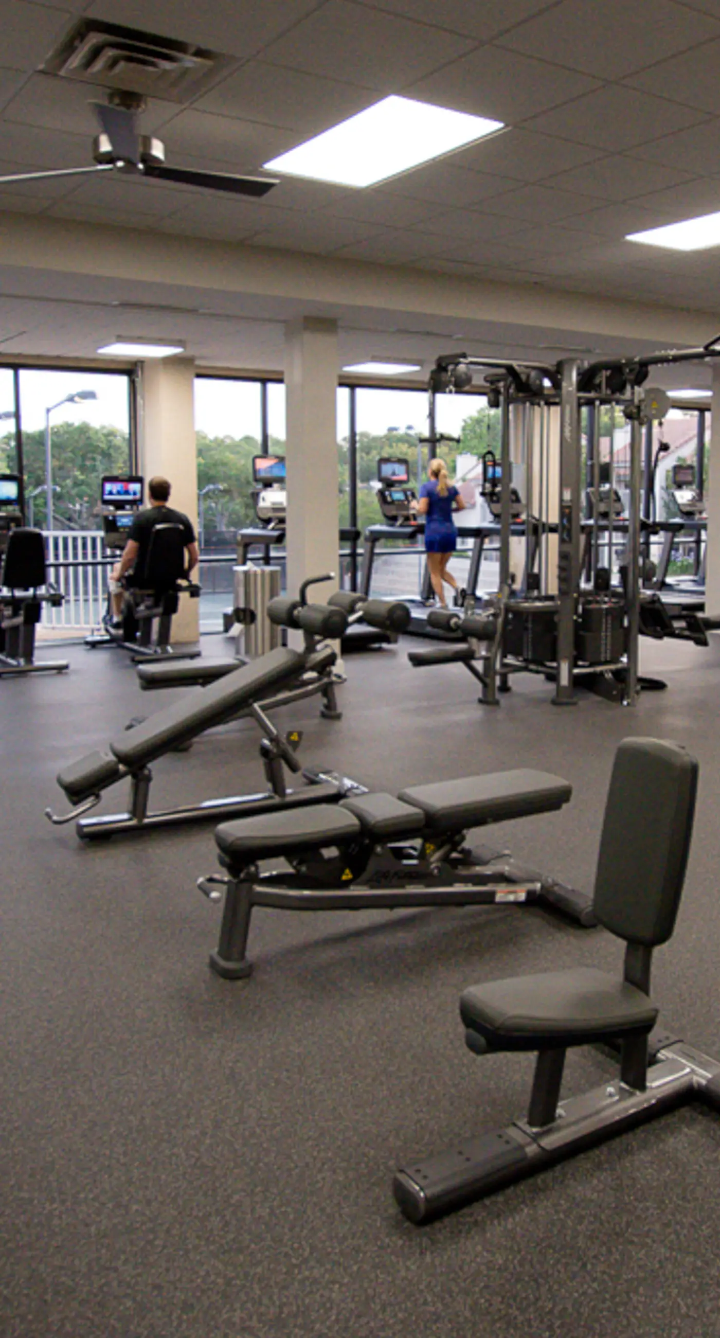 Scenic Resort Condo with Pools Hot Tub and Gym