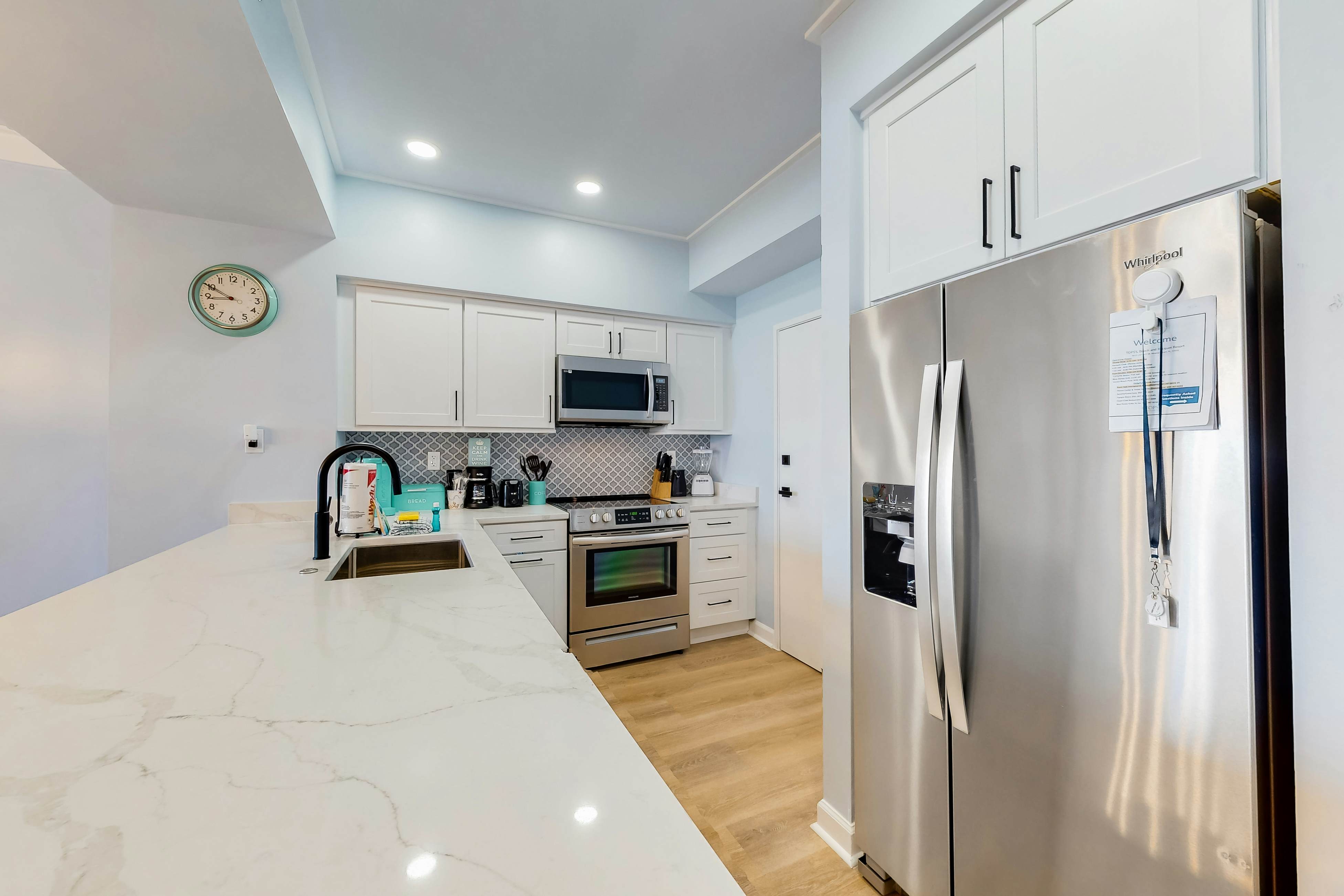 Gulf-Front Condo with Balcony Pools and Tennis