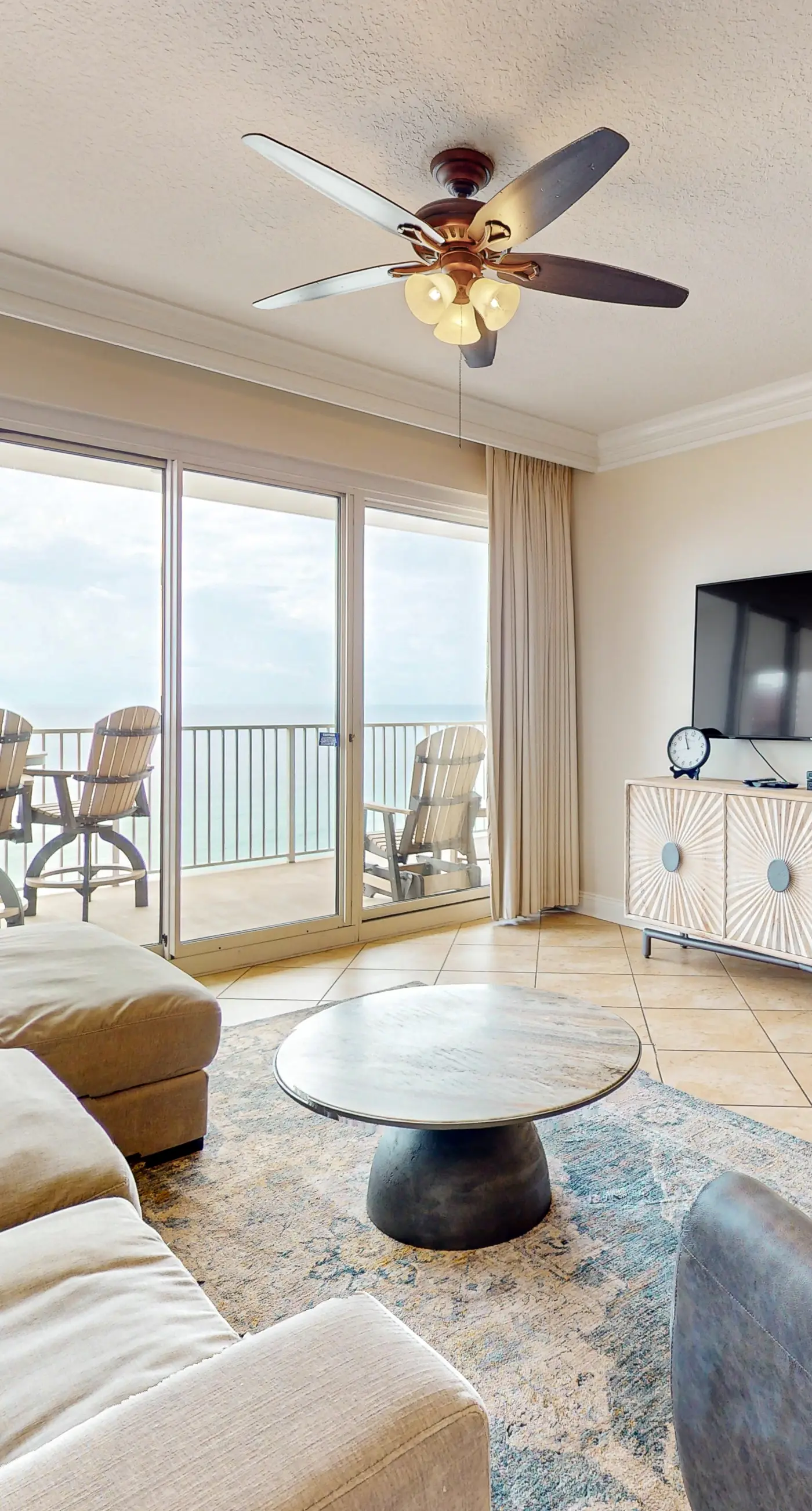 Stylish Gulf-Front Condo with Balcony and Pools