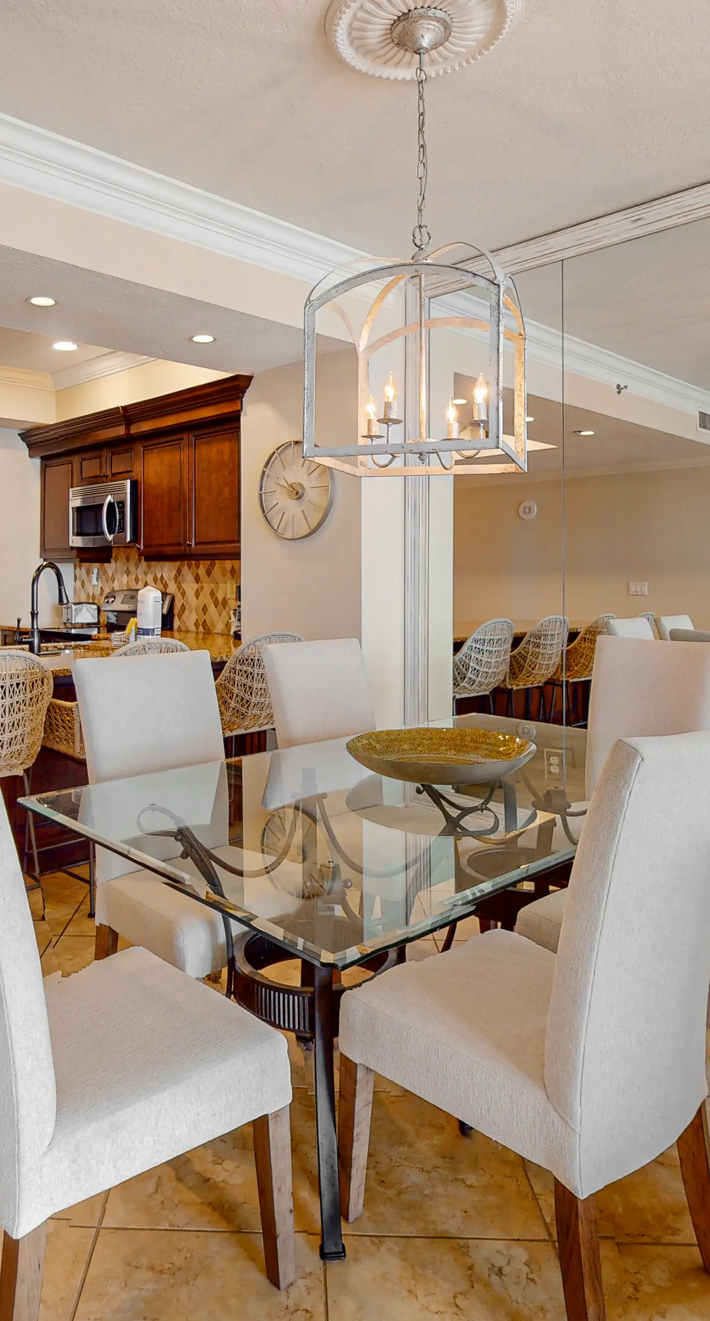 Stylish Gulf-Front Condo with Balcony and Pools