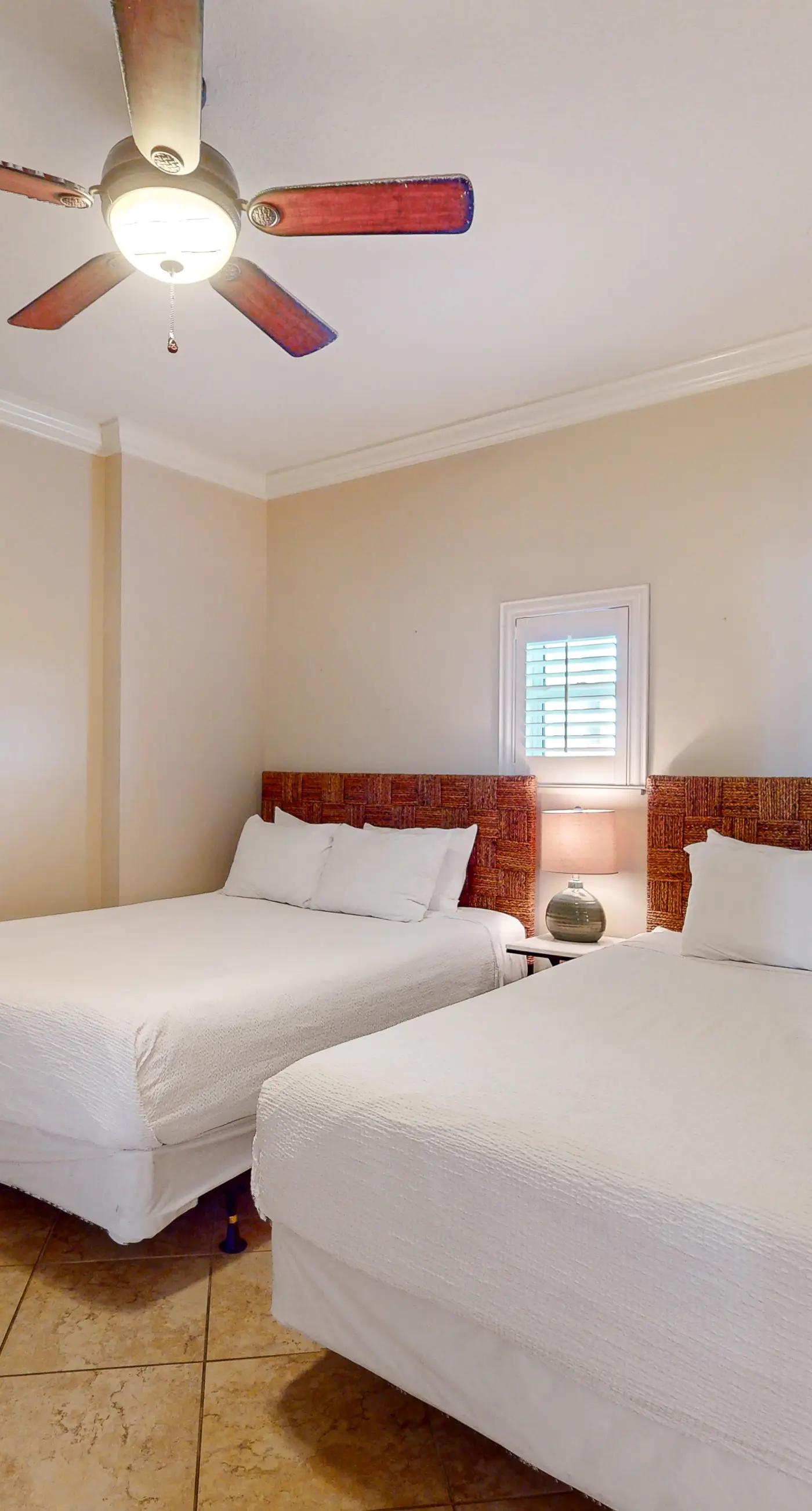 Stylish Gulf-Front Condo with Balcony and Pools