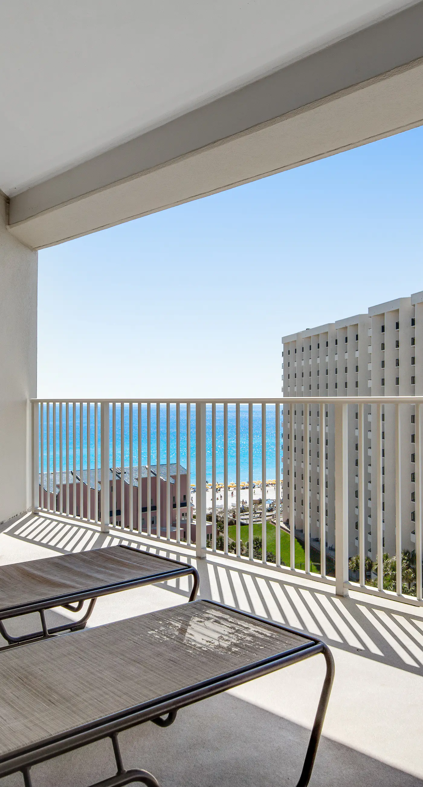 9th-Floor Condo with Gulf View and Resort Pools
