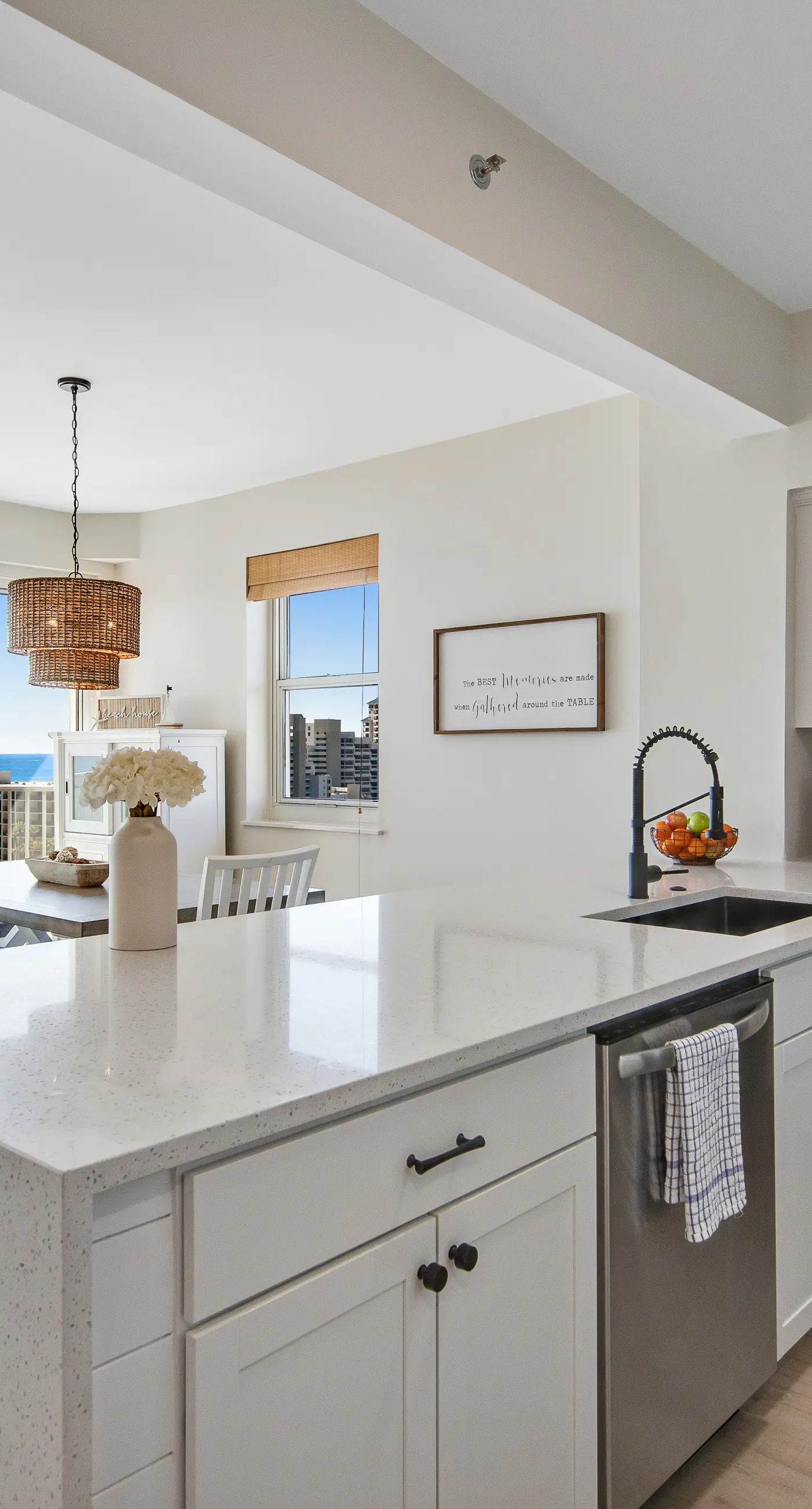 9th-Floor Condo with Gulf View and Resort Pools