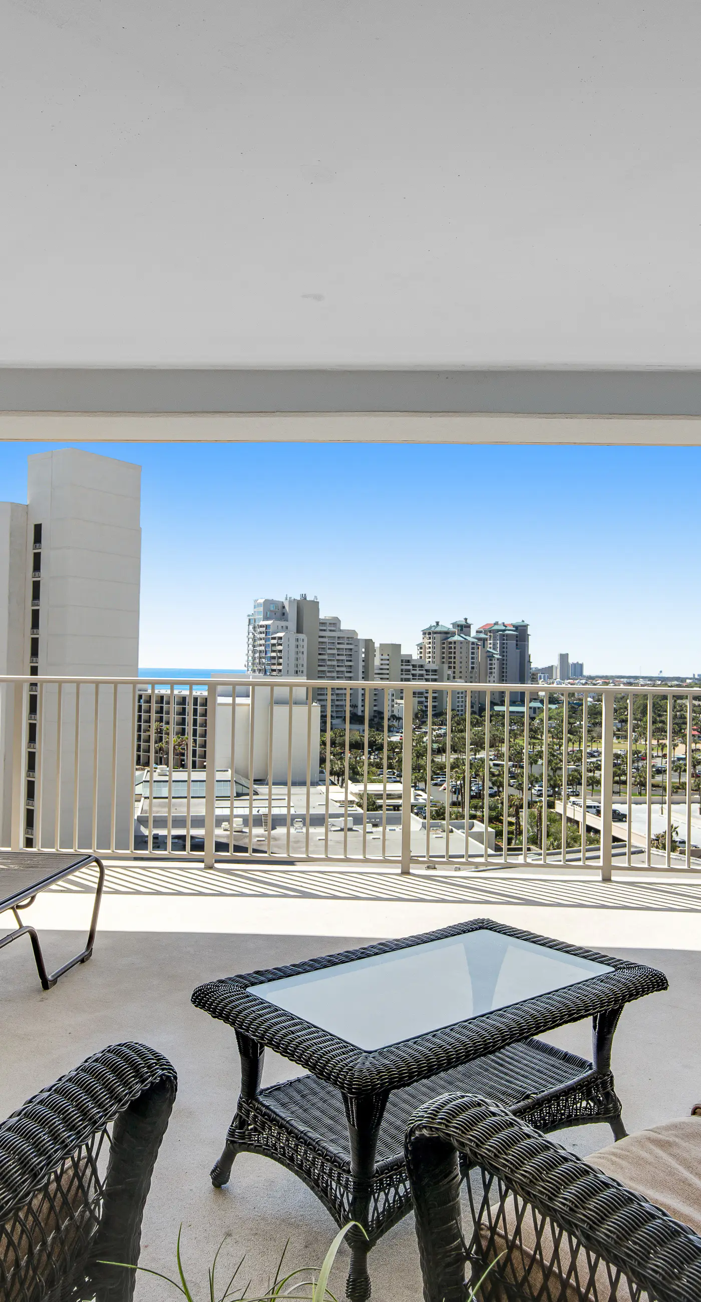 9th-Floor Condo with Gulf View and Resort Pools