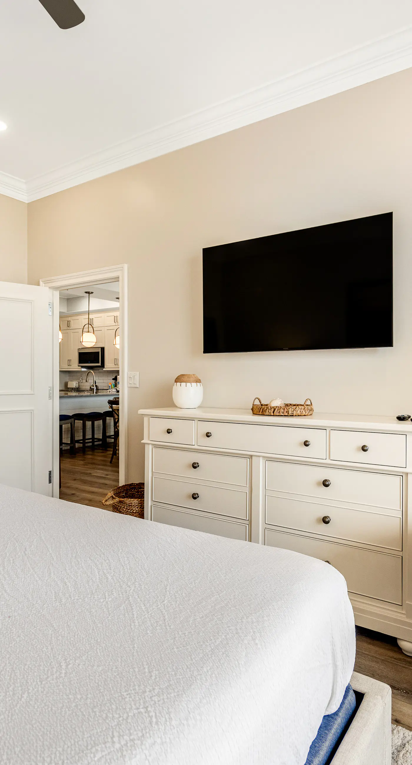 Ground-Floor Beach Retreat with Pool and Gulf Views