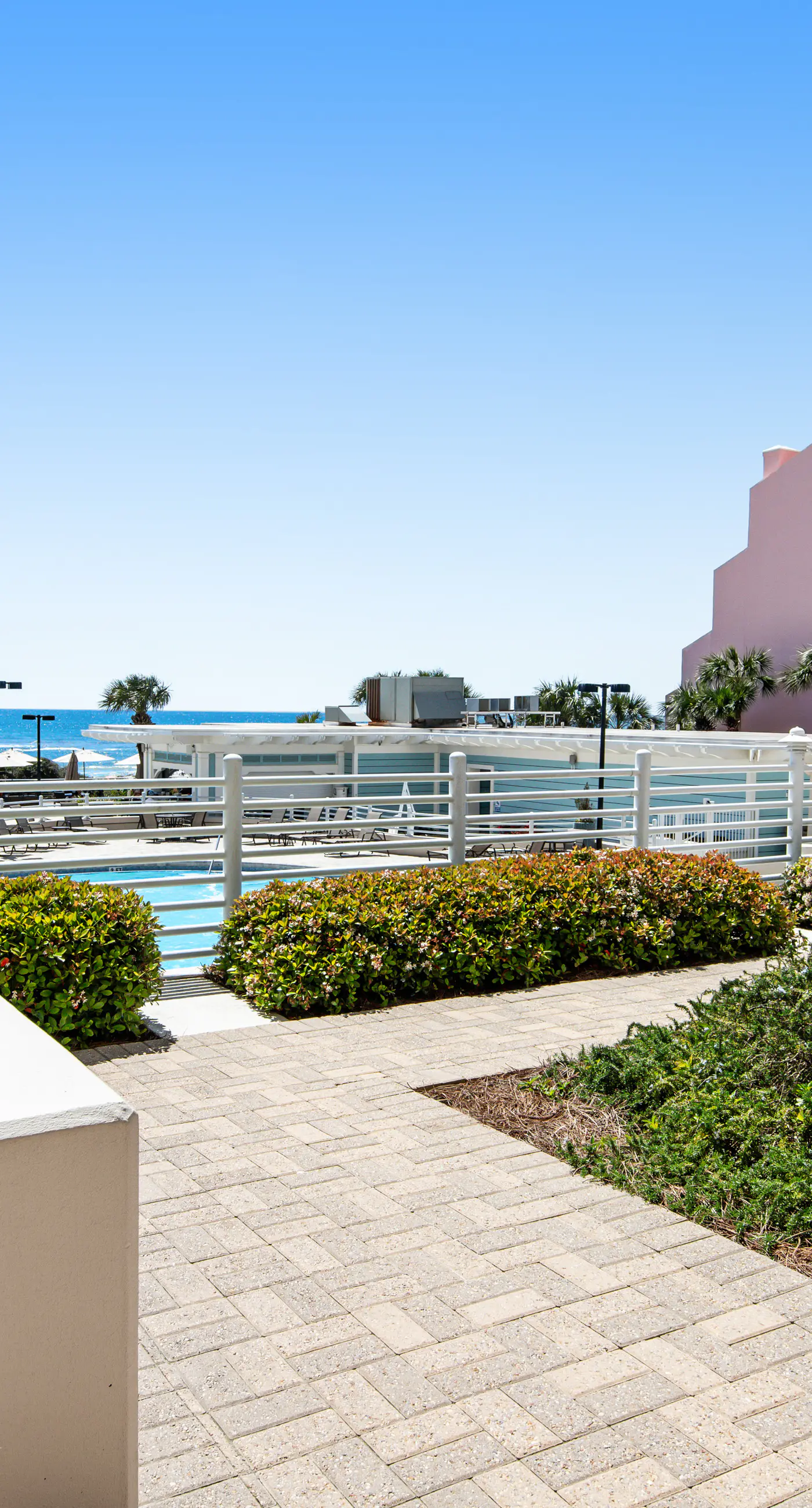 Ground-Floor Beach Retreat with Pool and Gulf Views