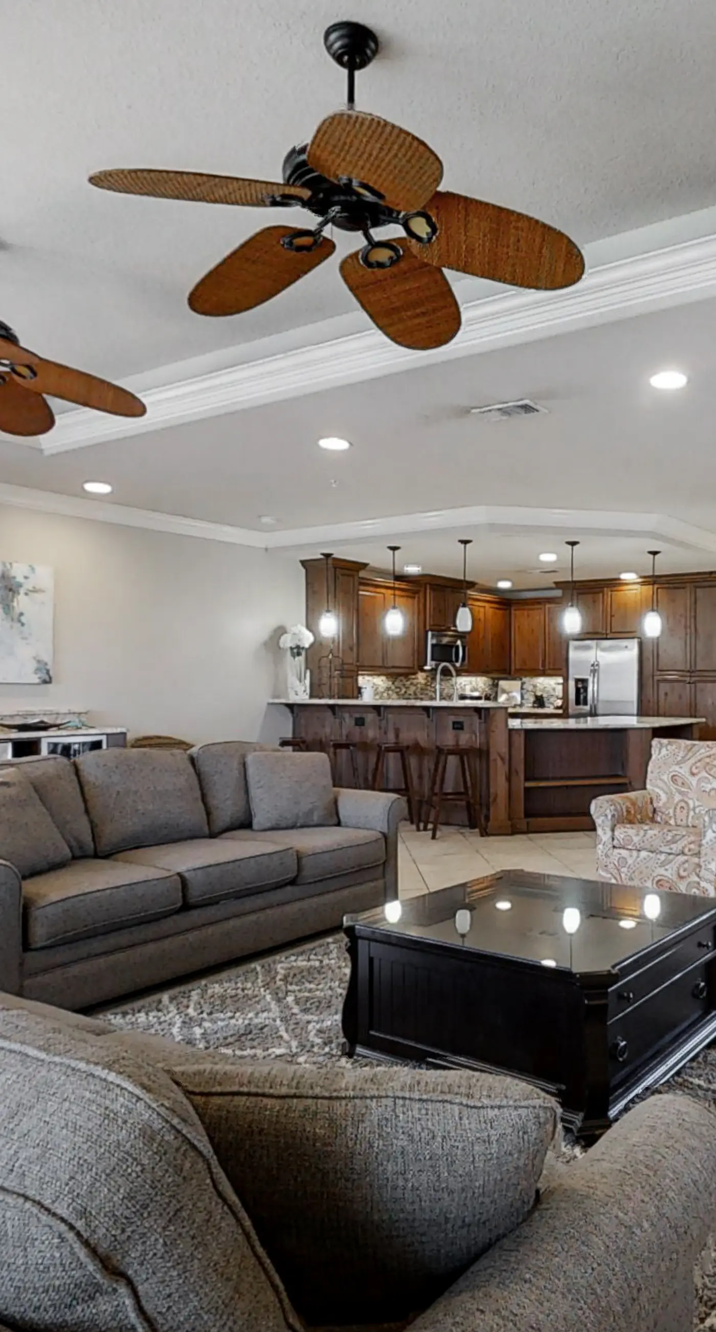 Stylish Gulf-Front Condo with Balcony and Pools