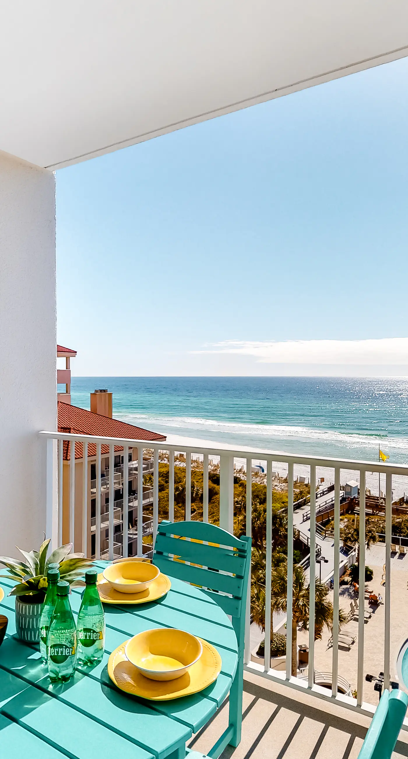 Waterfront Condo with Pool Gym and Hot Tub