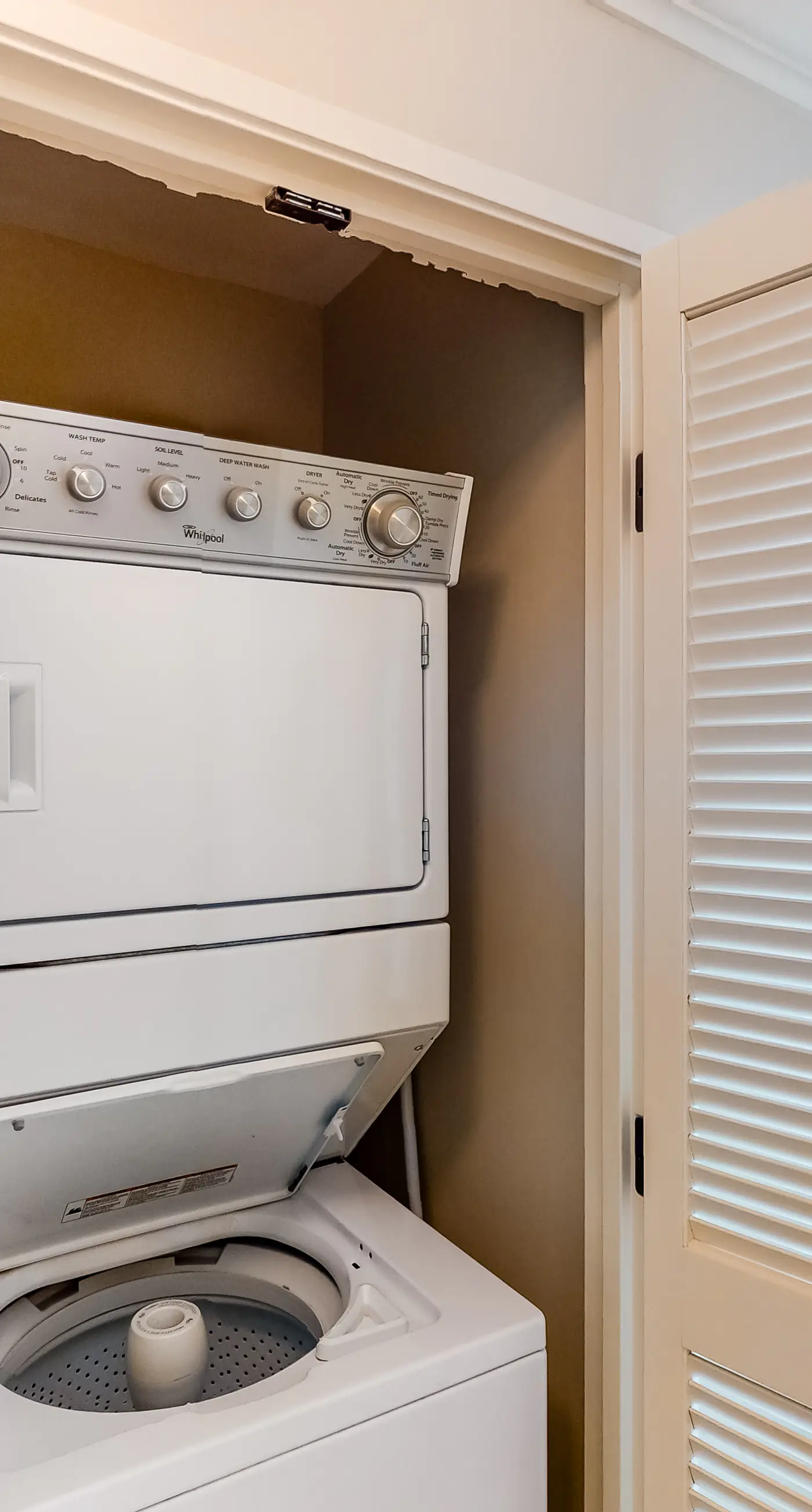 Waterfront Condo with Pool Gym and Hot Tub