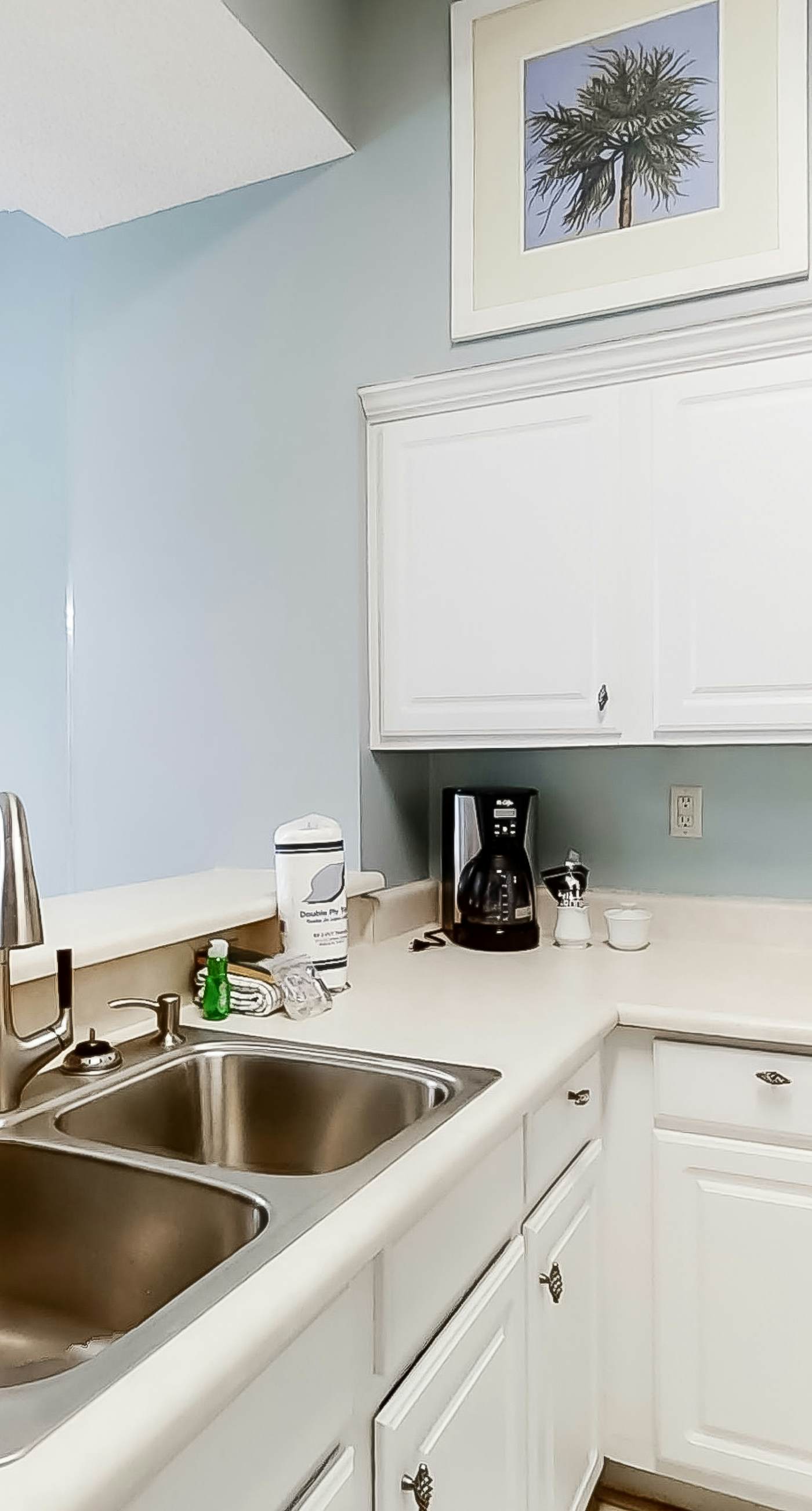 Beachfront Retreat with Pool Gym and Tennis