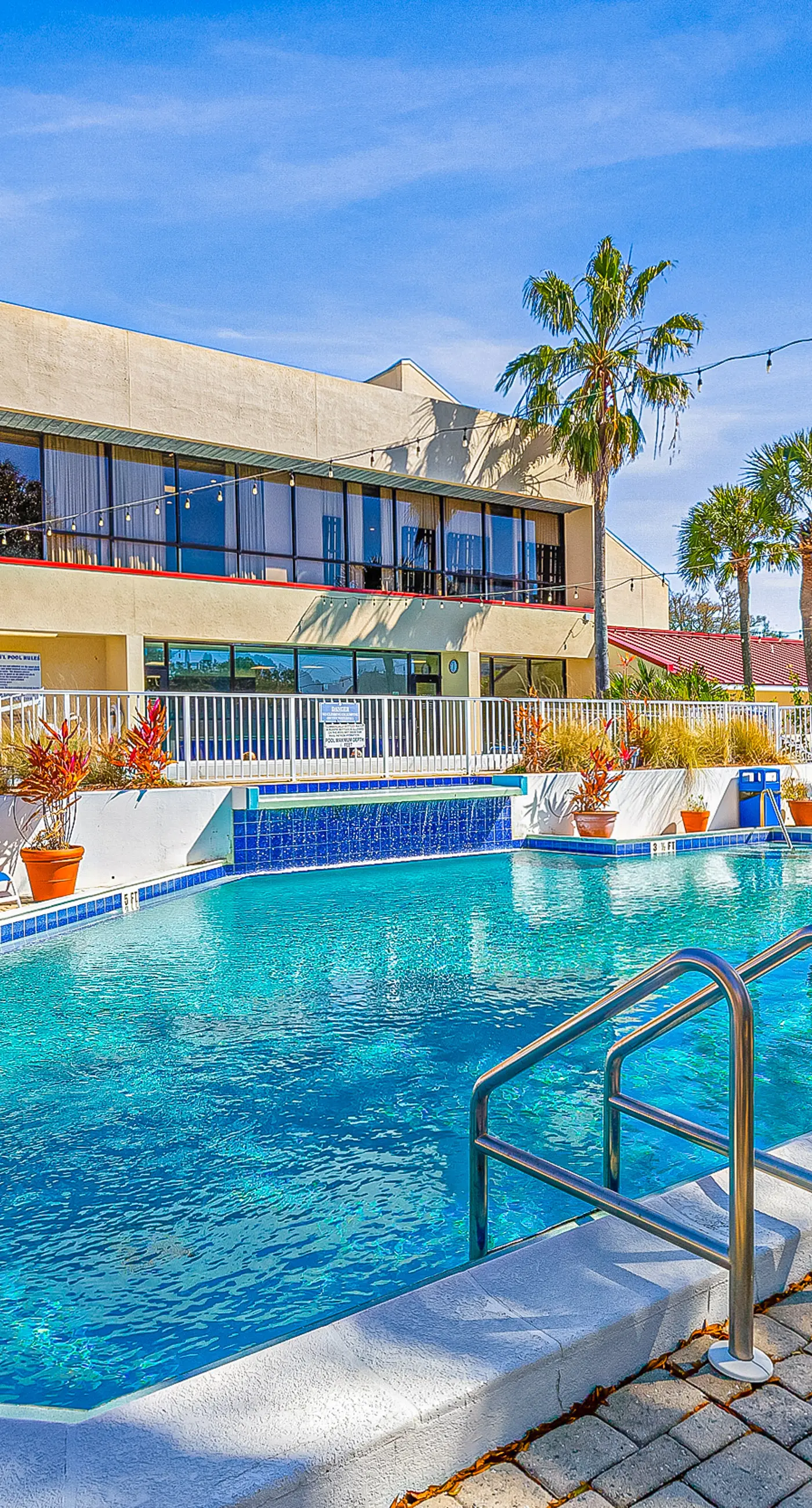 Beachfront Condo with Gulf Views & Pool Access