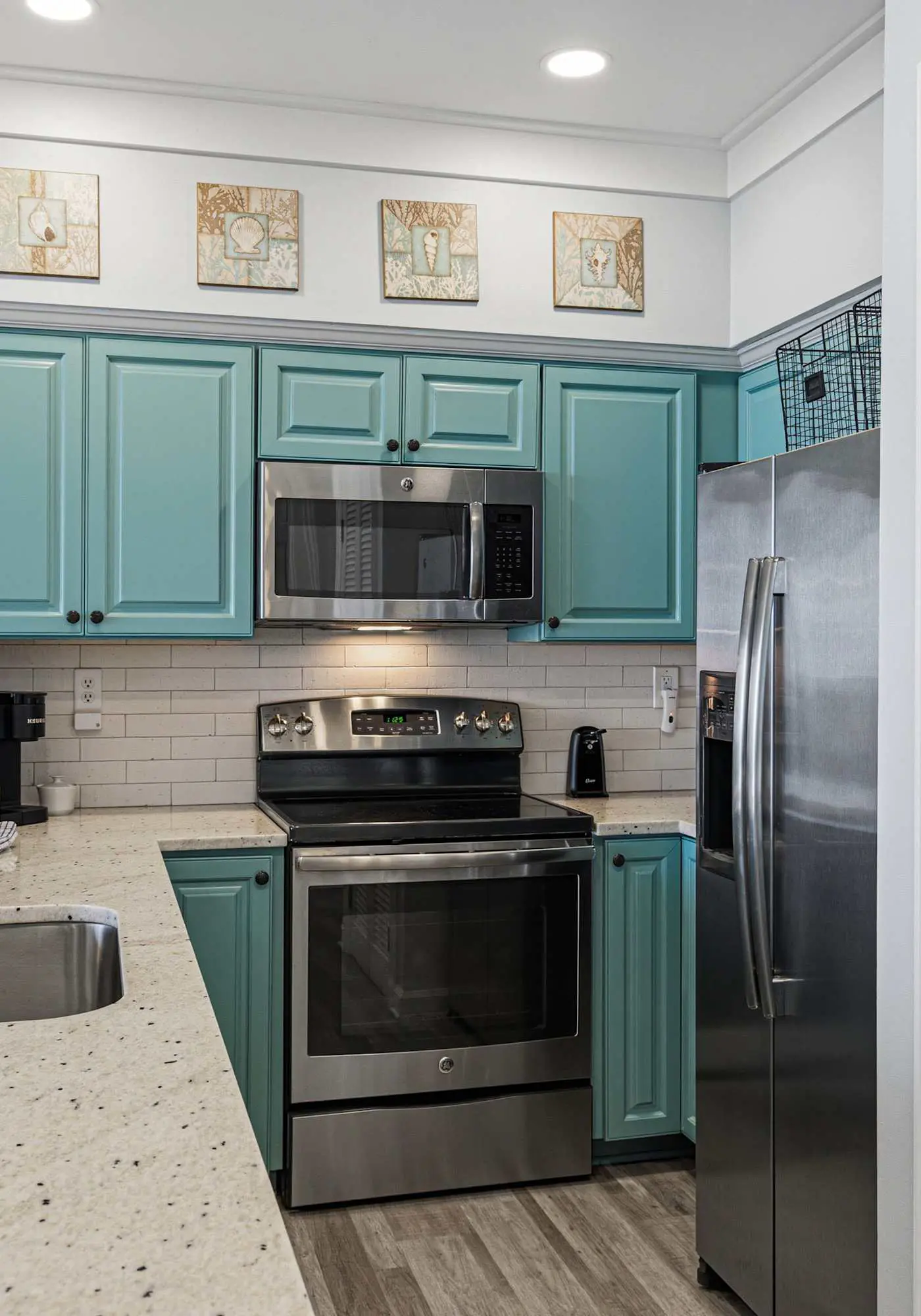 Beachfront Condo with Gulf Views & Pool Access
