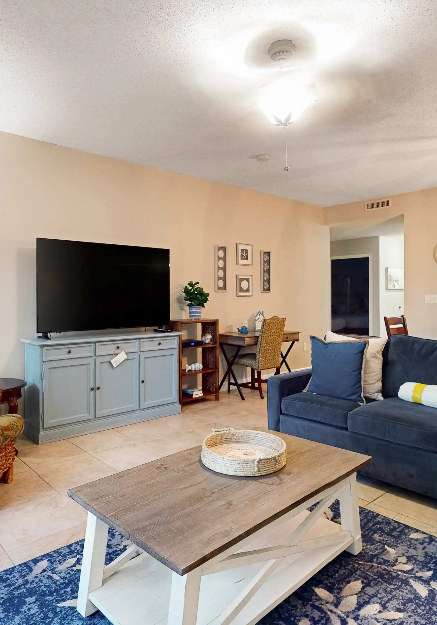 Resort Condo Near Beach w/ Pools & Hot Tub