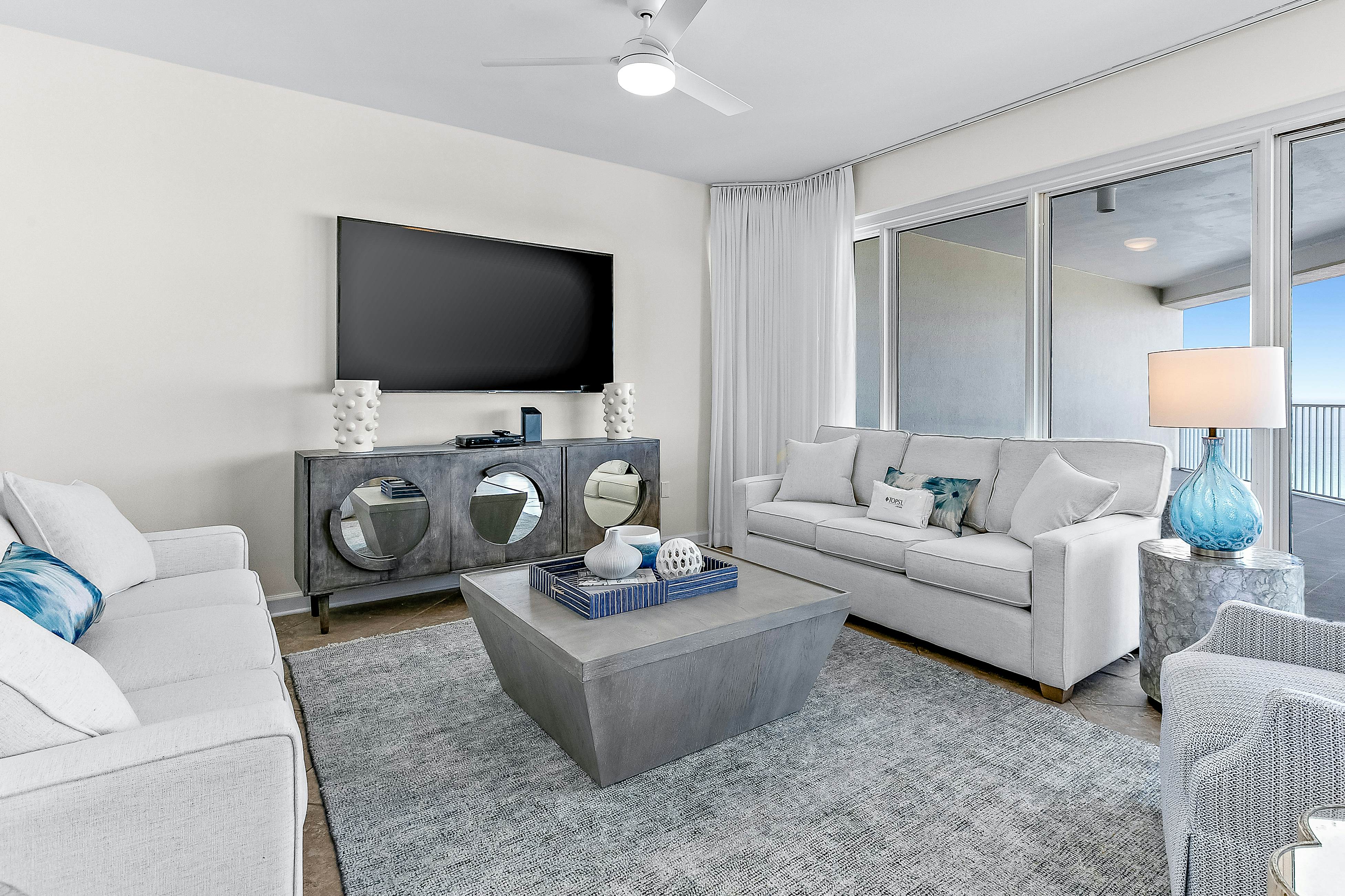 Ocean View Condo with Balcony Pool and Hot Tub