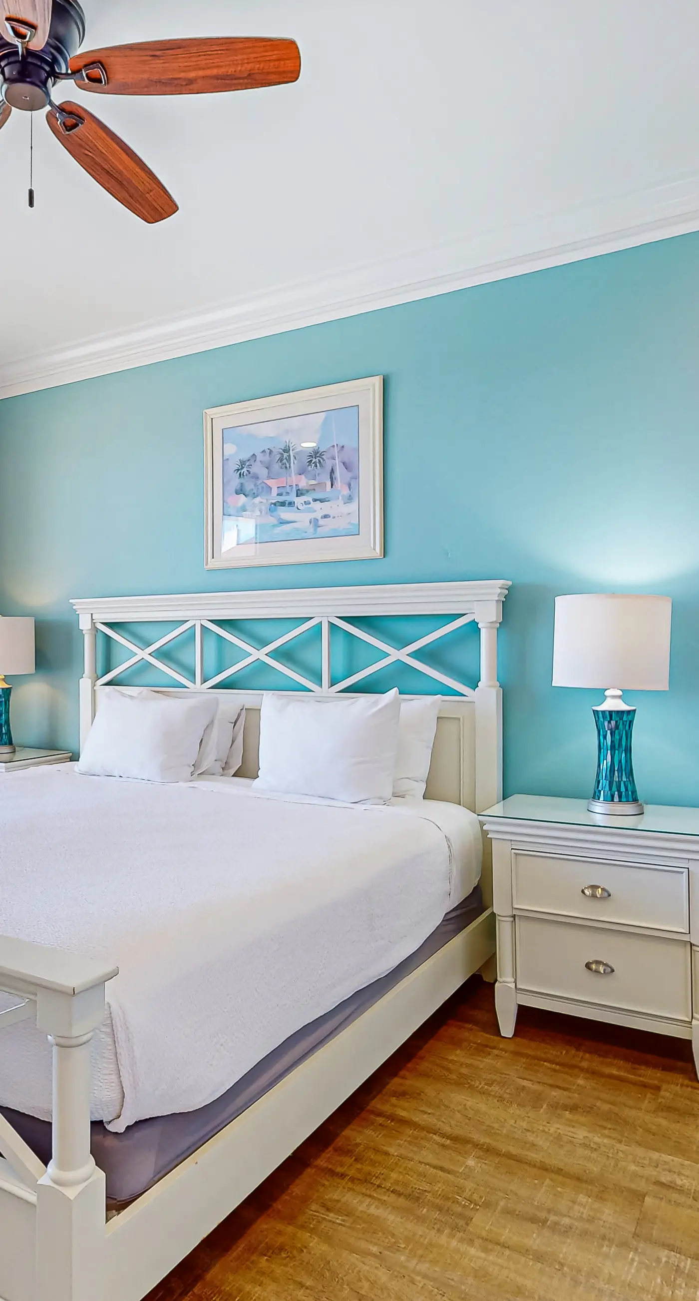 2BR Gulf-front condo, stunning views