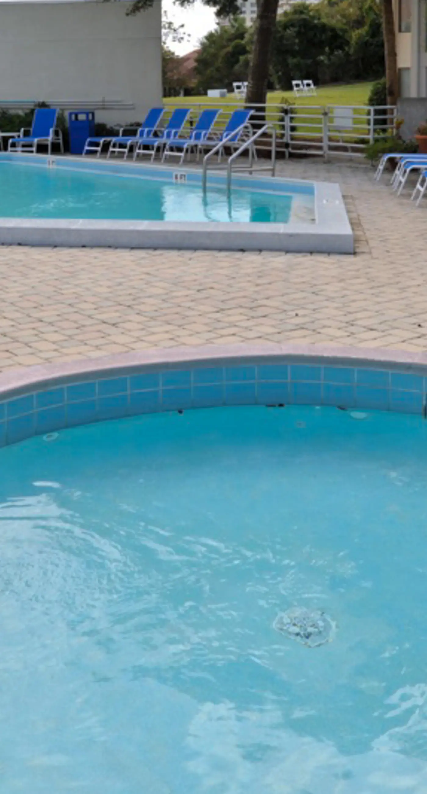 3BR villa, steps to beach + Captiva pool