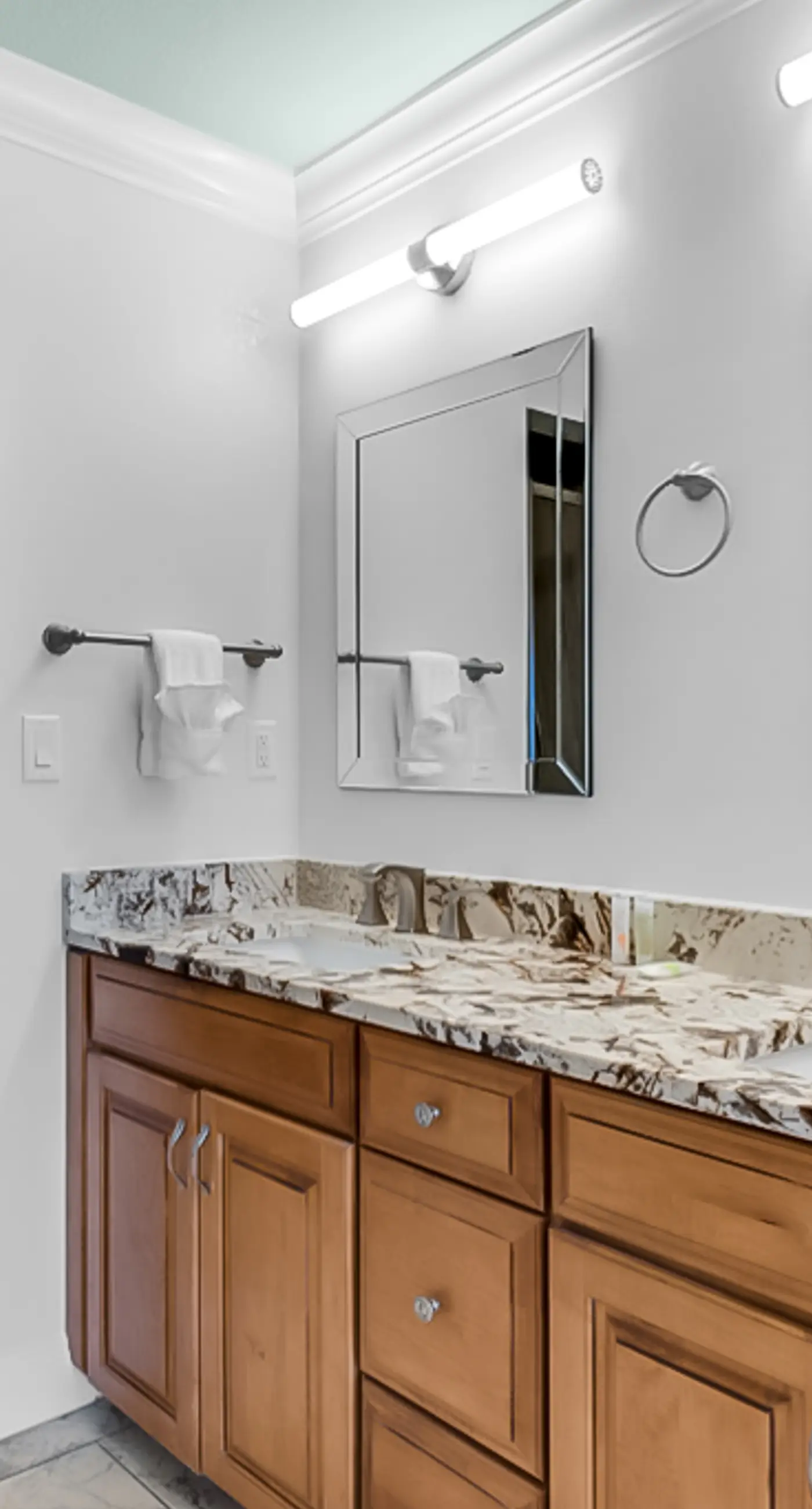 12th-Floor Gulffront Condo with Pool