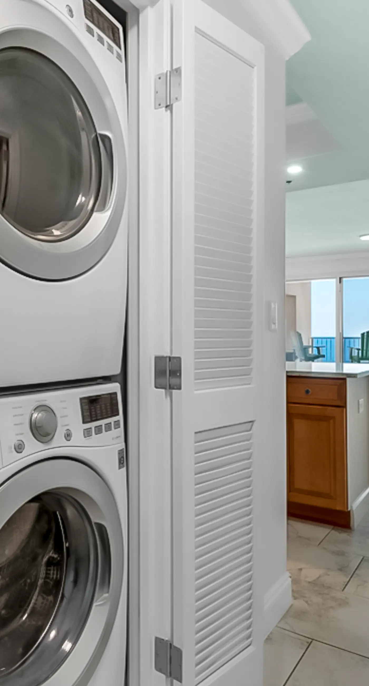 12th-Floor Gulffront Condo with Pool