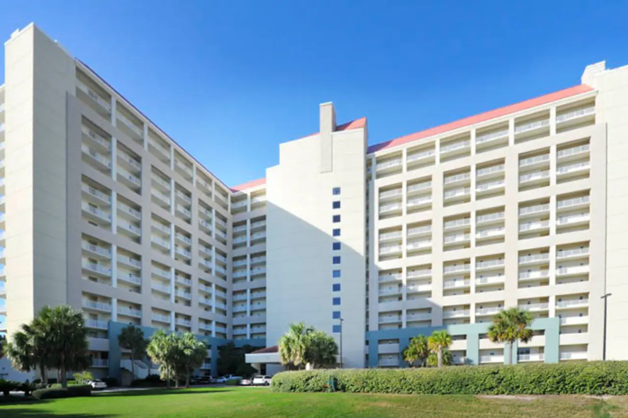 Exclusive 2BR Oceanfront w/ Private Balcony - Vacasa
