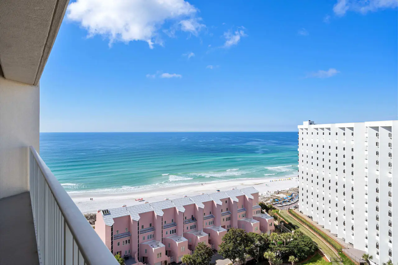 Exclusive 2BR Oceanfront w/ Private Balcony - Vacasa