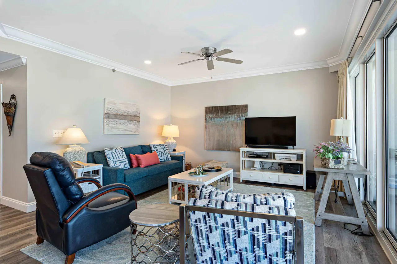 Exclusive 2BR Oceanfront w/ Private Balcony - Vacasa