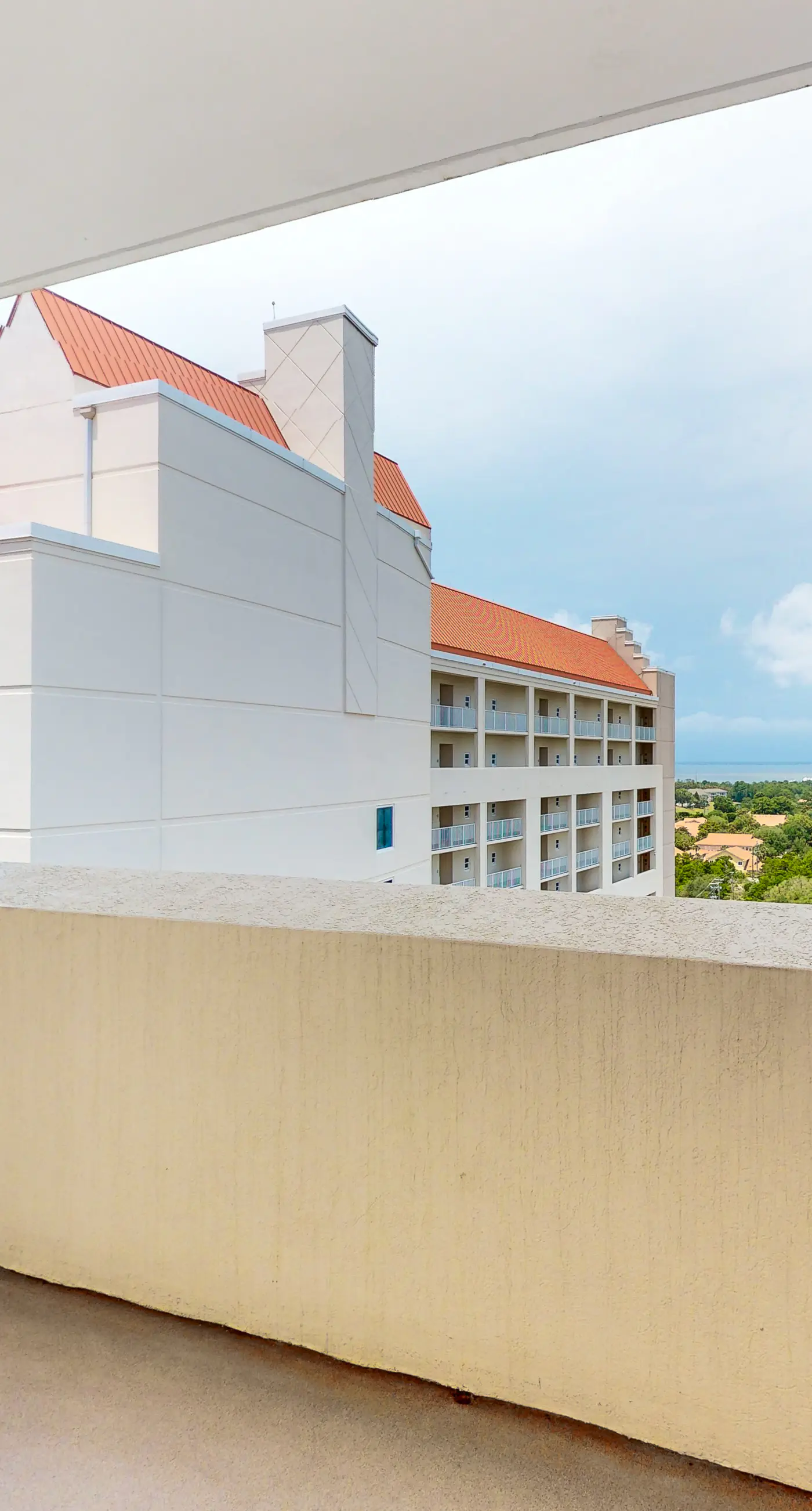 Gulf-Front Condo with Pools and Gym