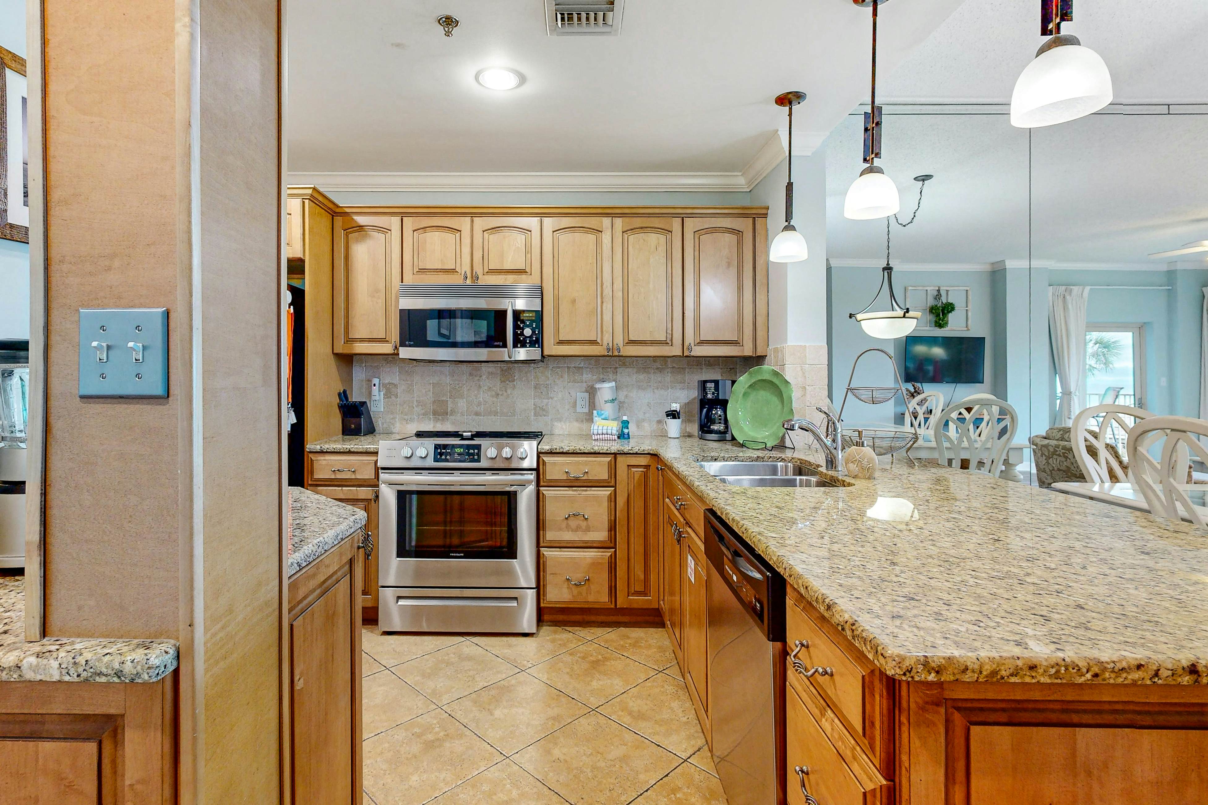 Gulf-Front Condo with Pools Hot Tubs and Gym