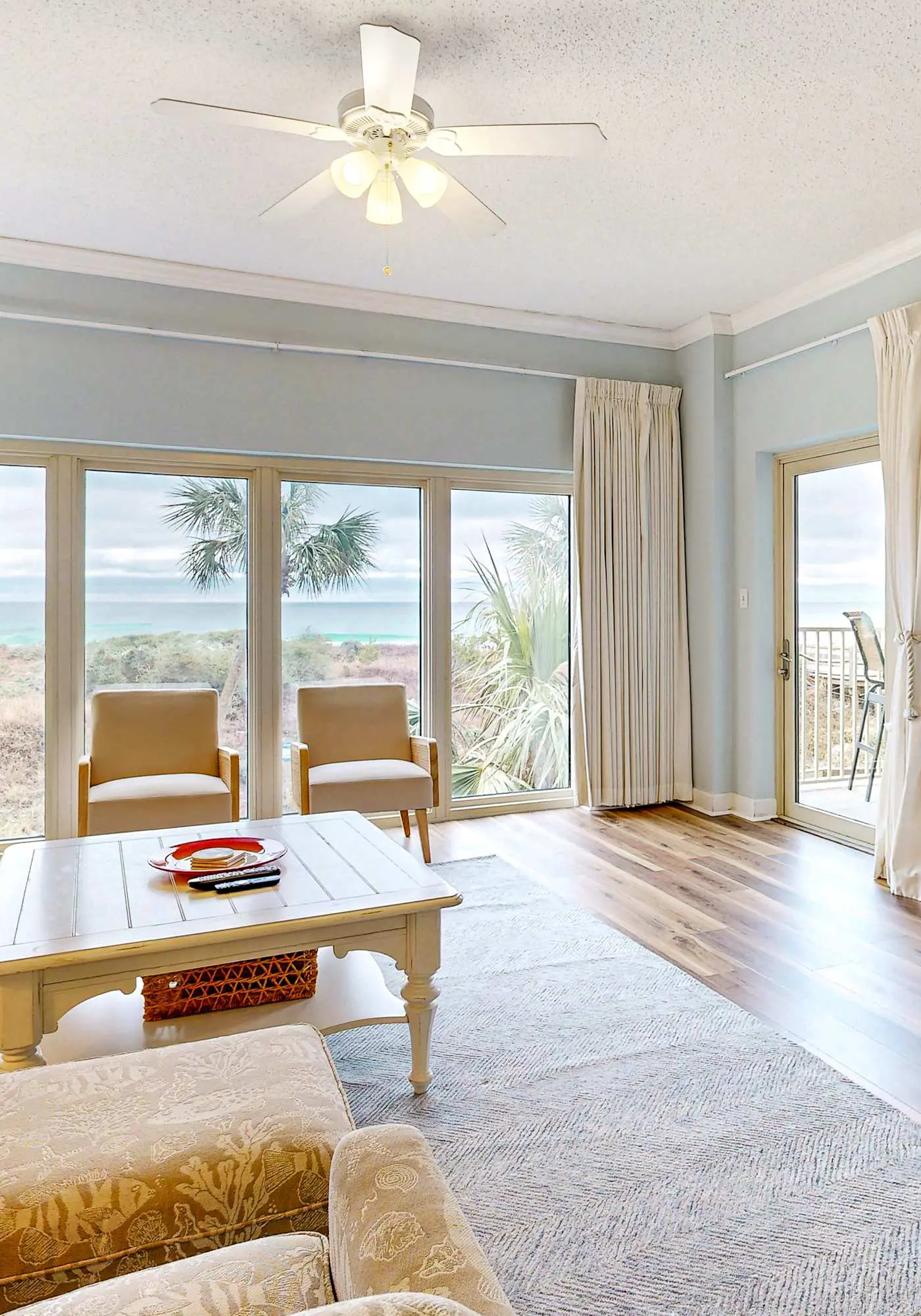 2BR Gulf View Condo, Steps to Beach