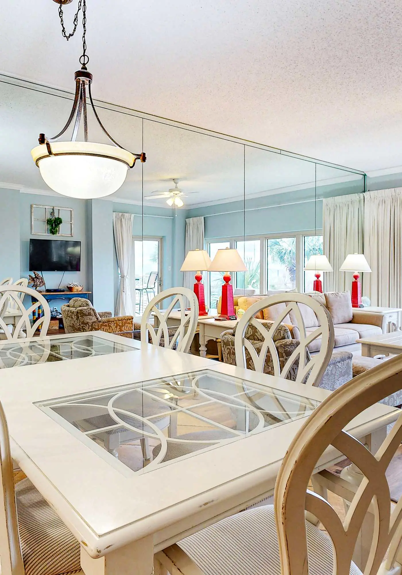 2BR Gulf View Condo, Steps to Beach
