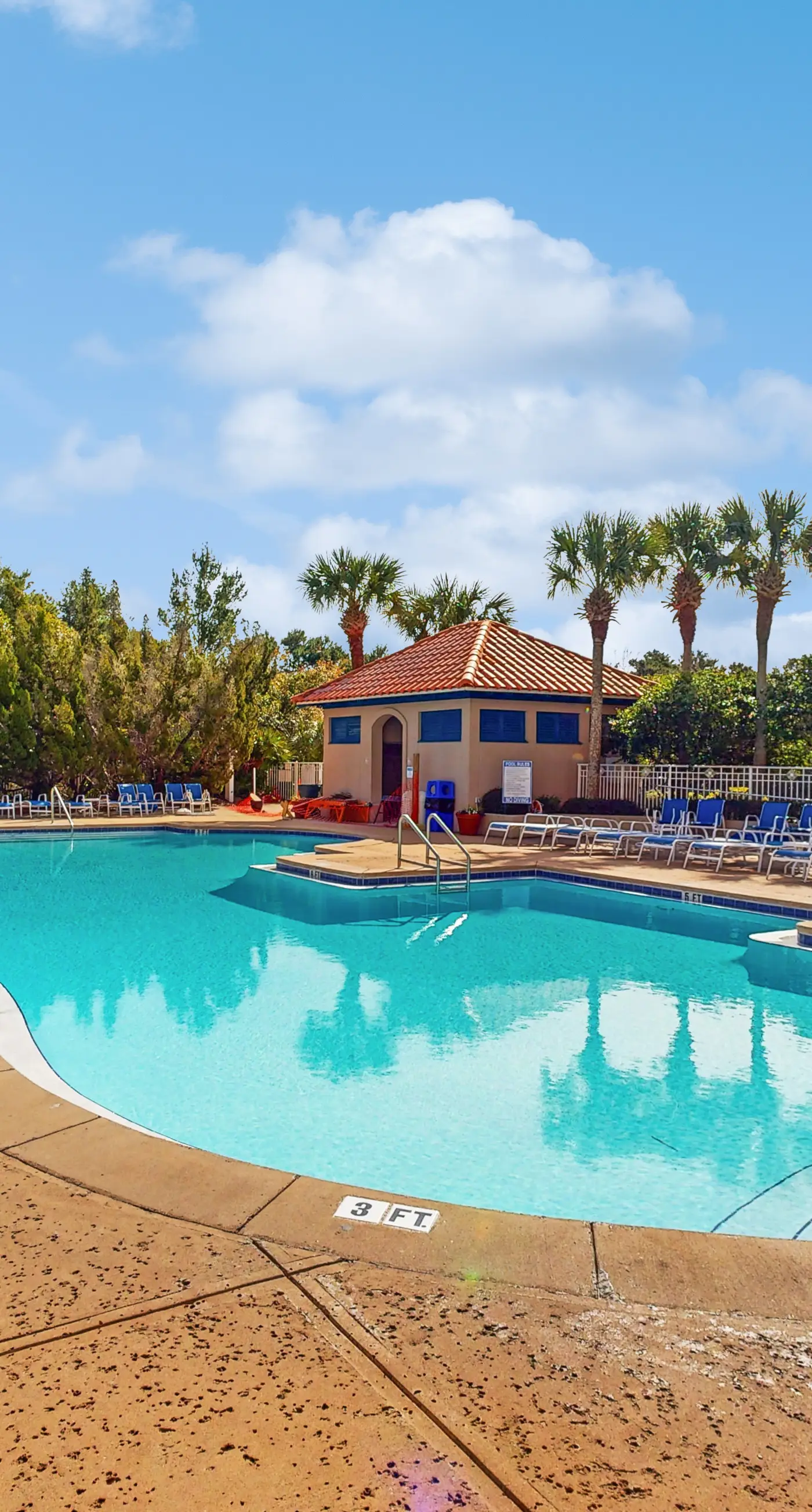 Resort Condo with Pools Hot Tub Sauna and Gym